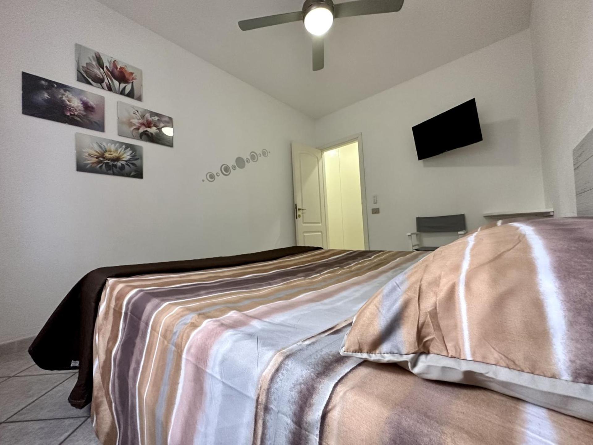 Three-Bedroom Apartment photo 3