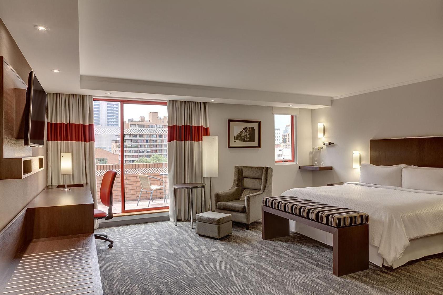 One-Bedroom Junior King Suite with City View