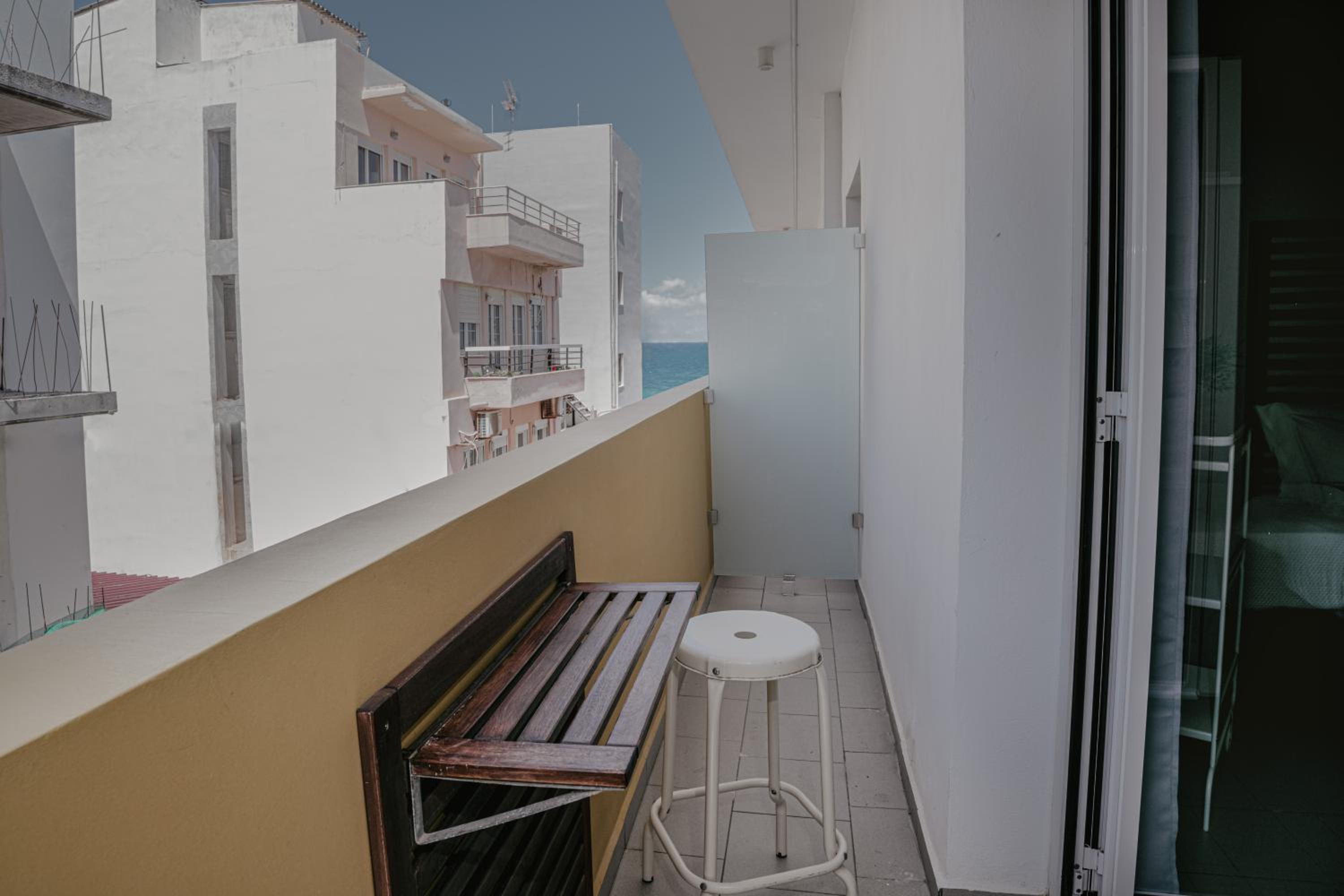 Superior Studio with Partial Sea View - Photo 12