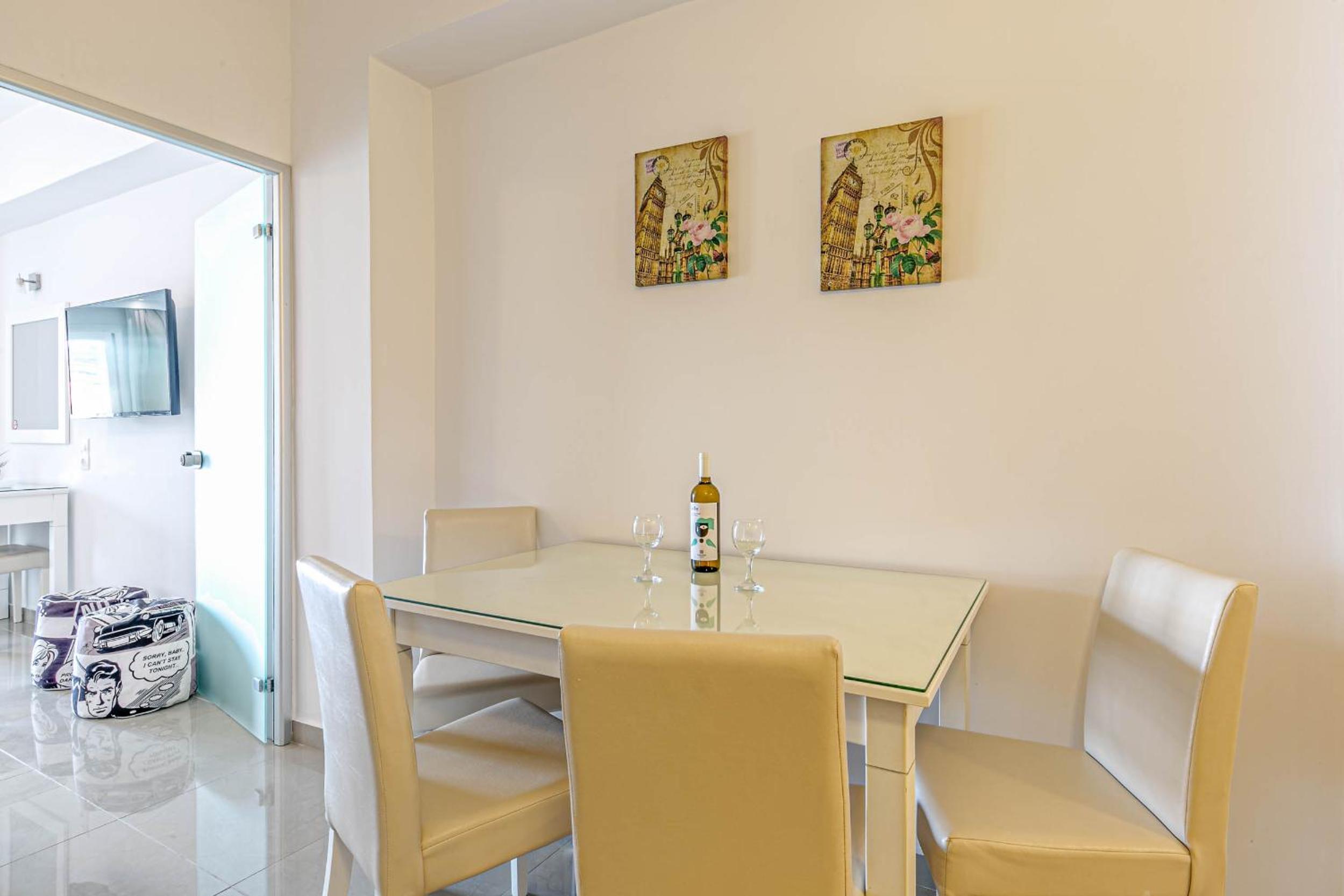 Two-Bedroom Apartment - Photo 16