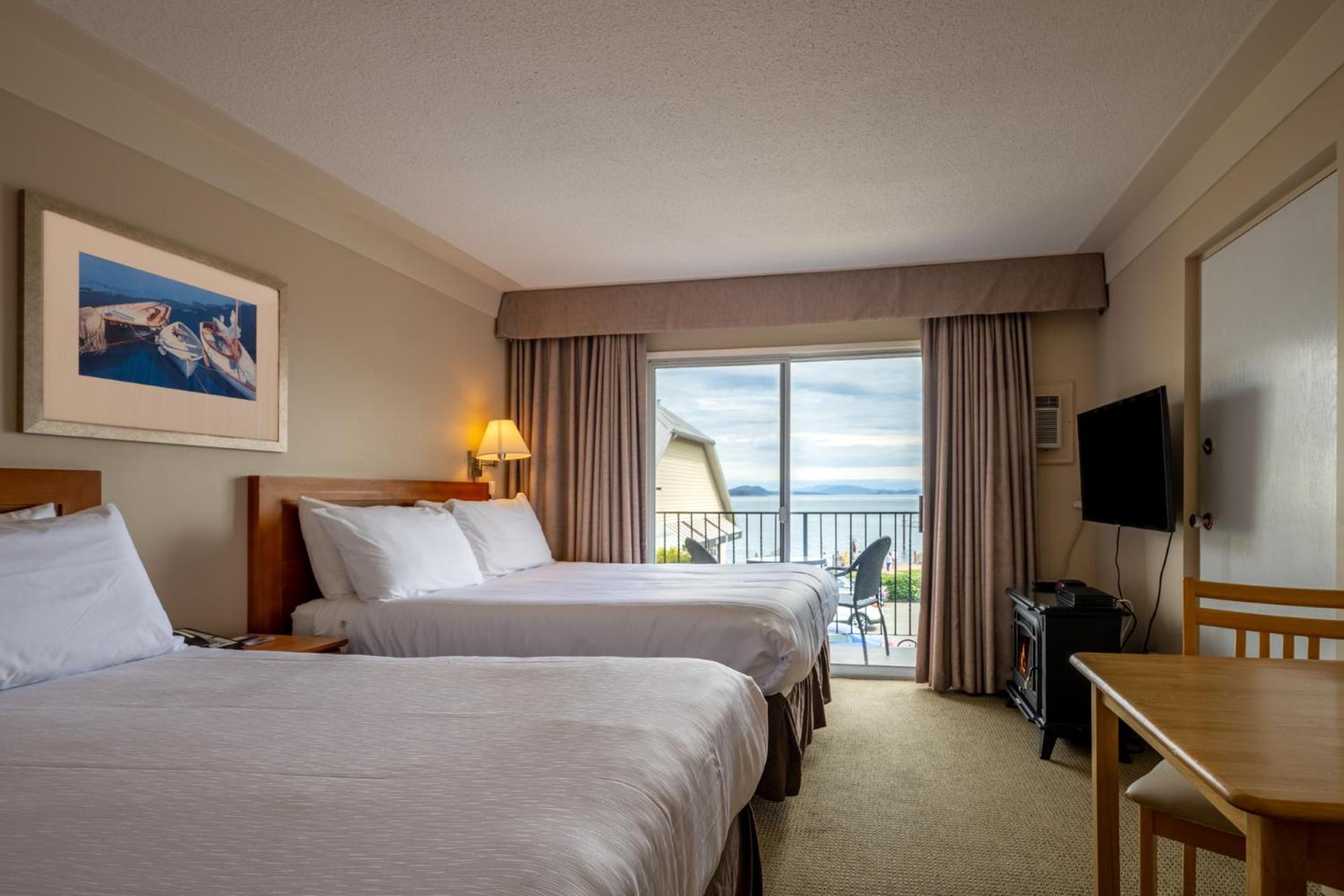 Queen Room with Sea View