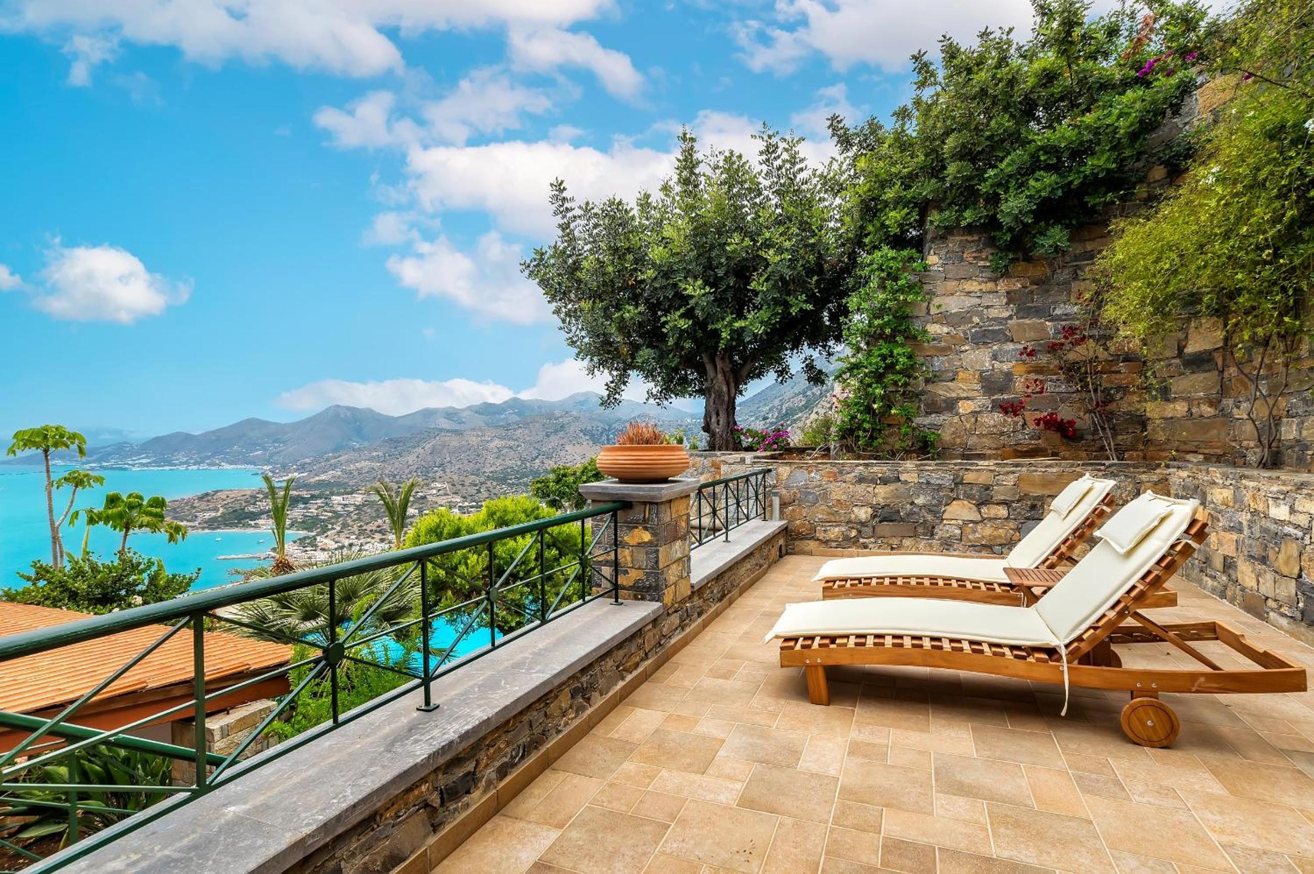 Villa photo 3