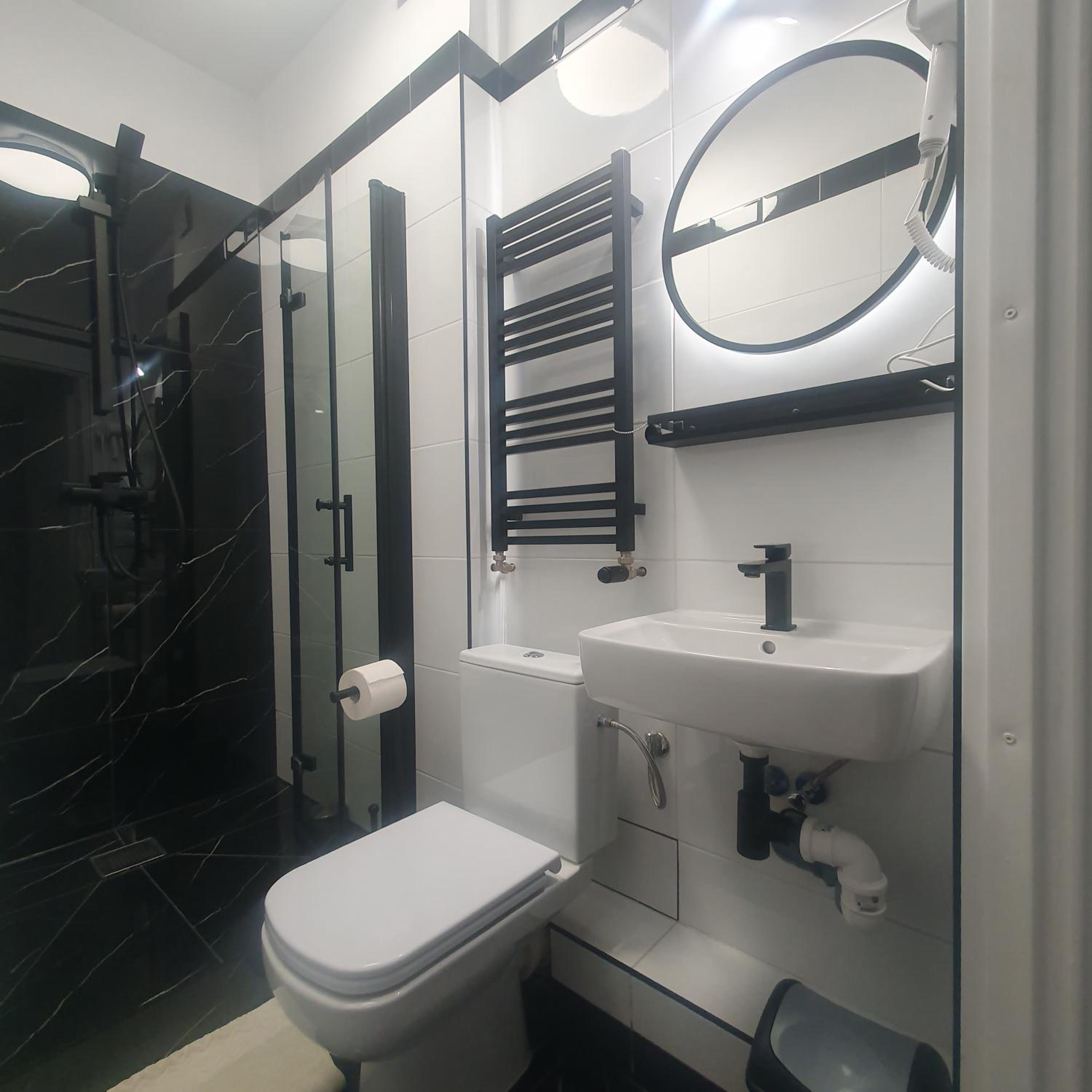 Deluxe Twin Room - Photo 8