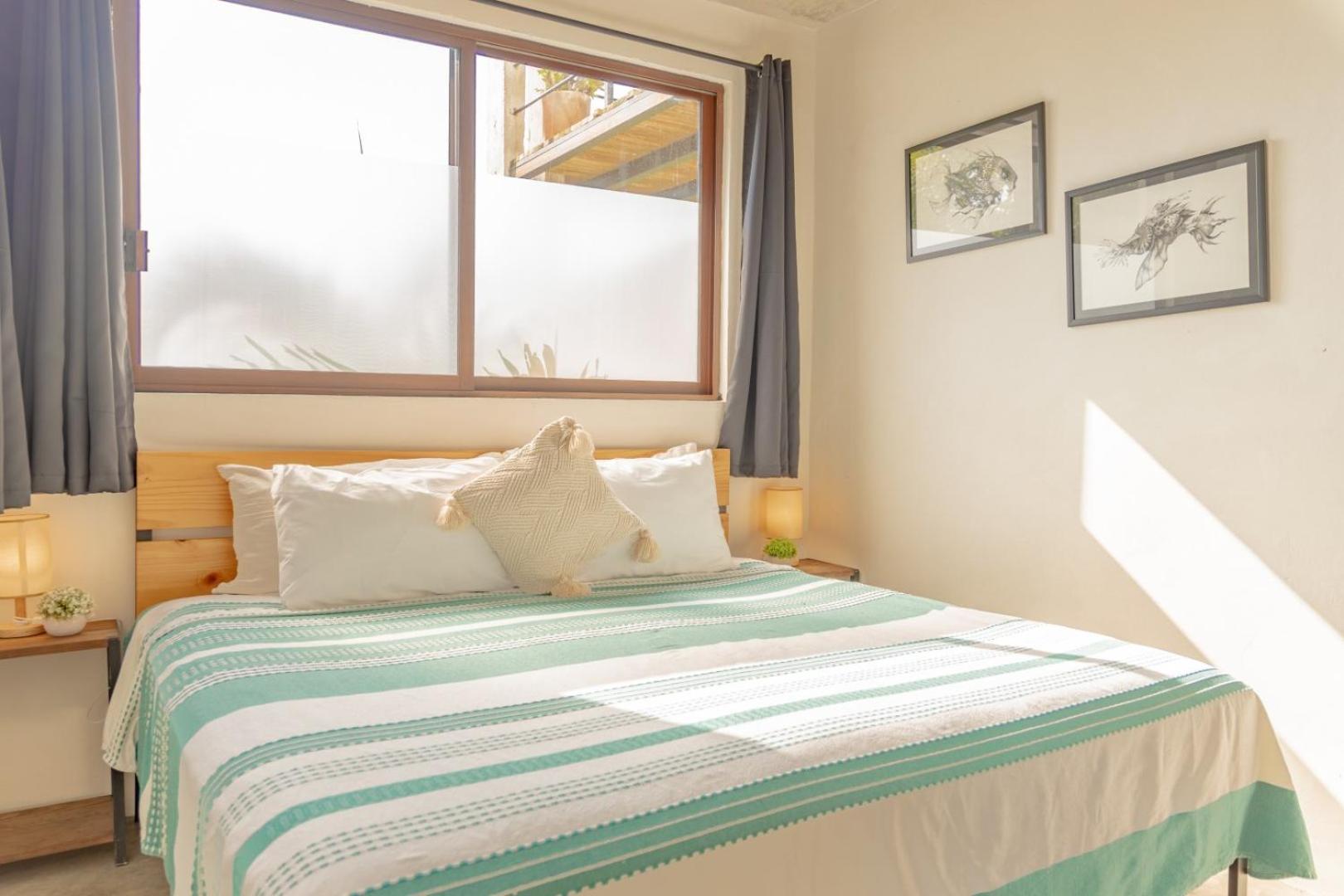 Deluxe Suite with Sea View