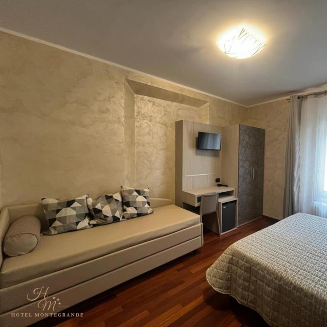 Double or Twin Room photo 1
