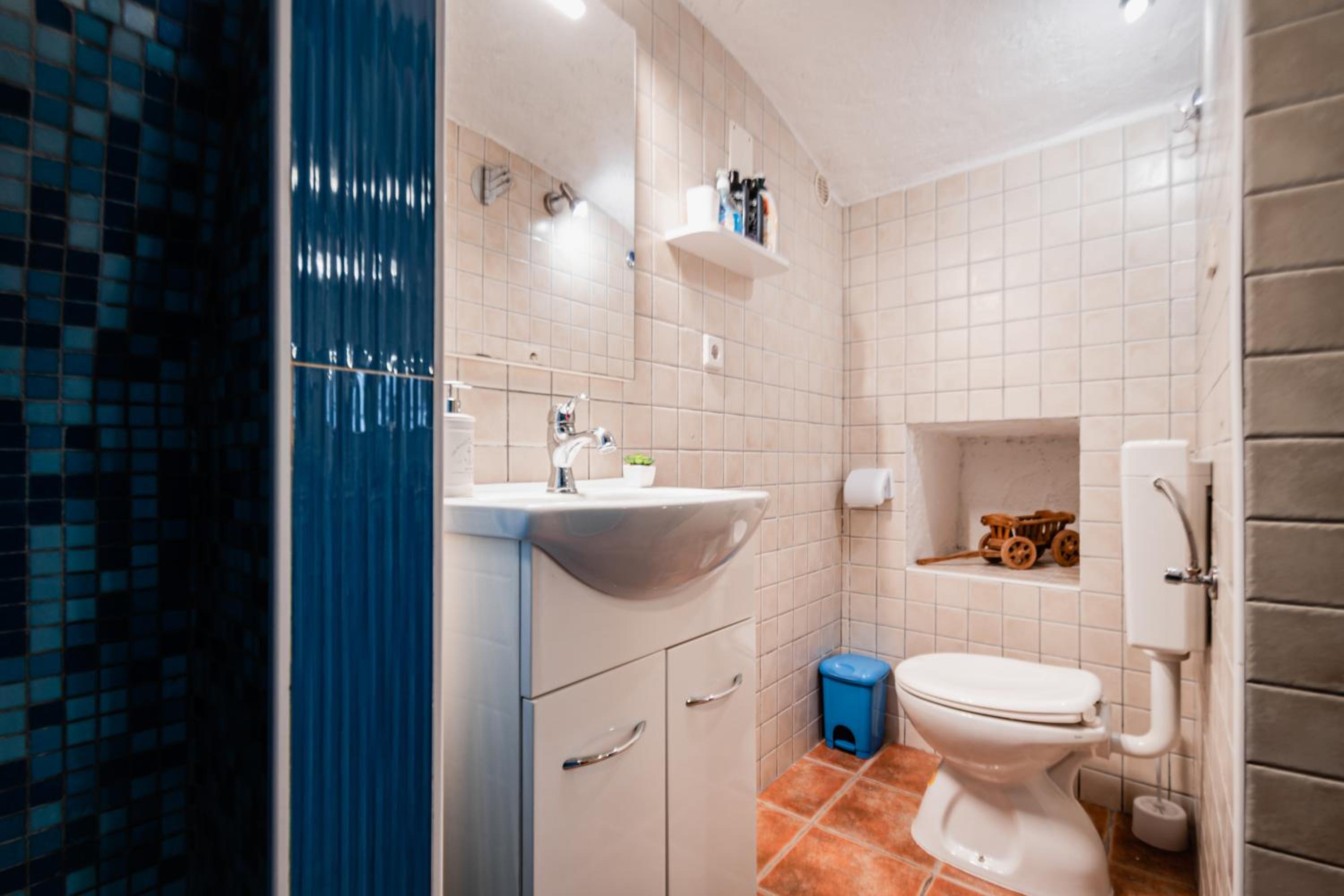 Studio Apartment photo 2