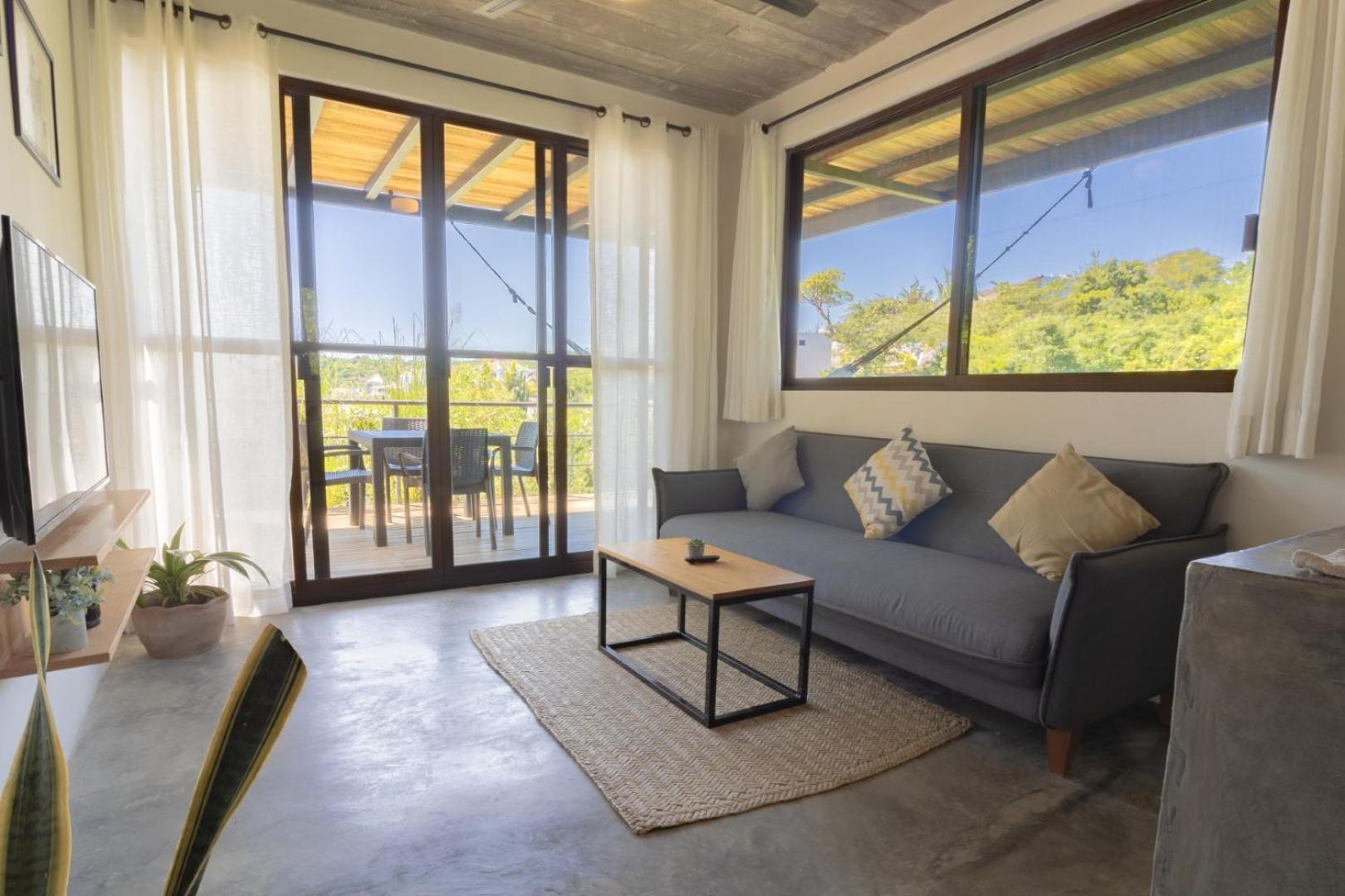 Deluxe Suite - Photo 19