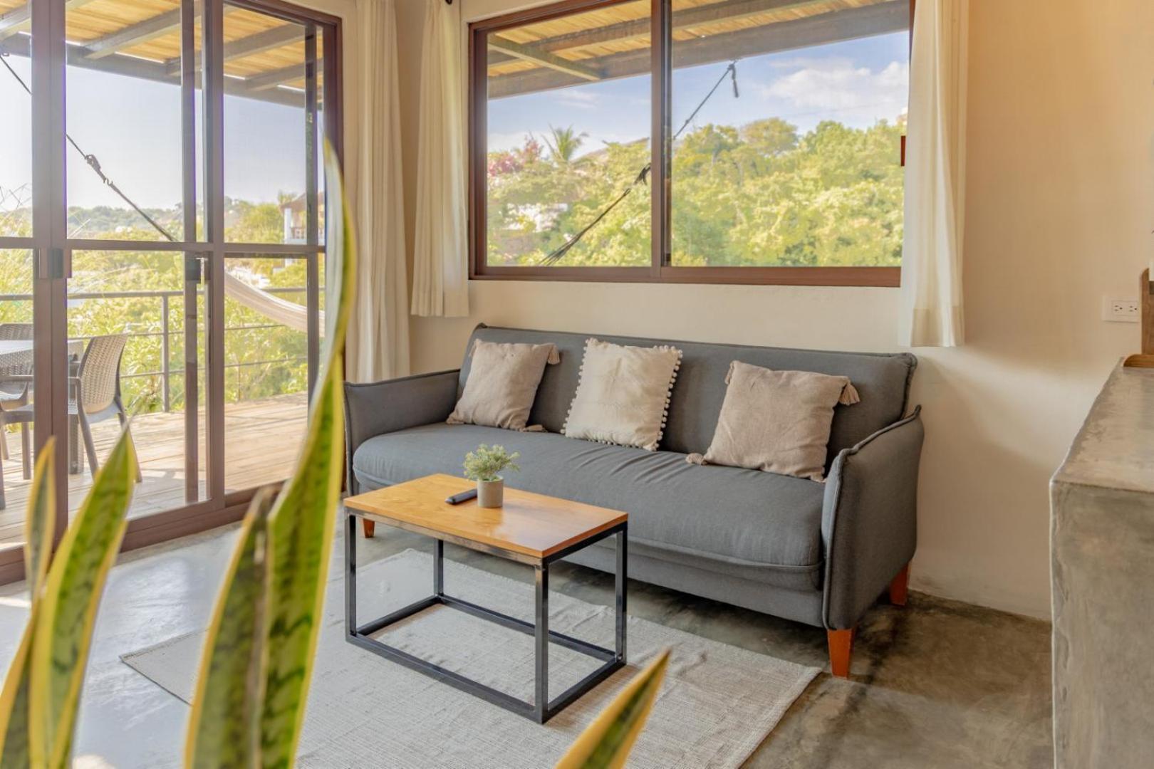 Deluxe Suite - Photo 18