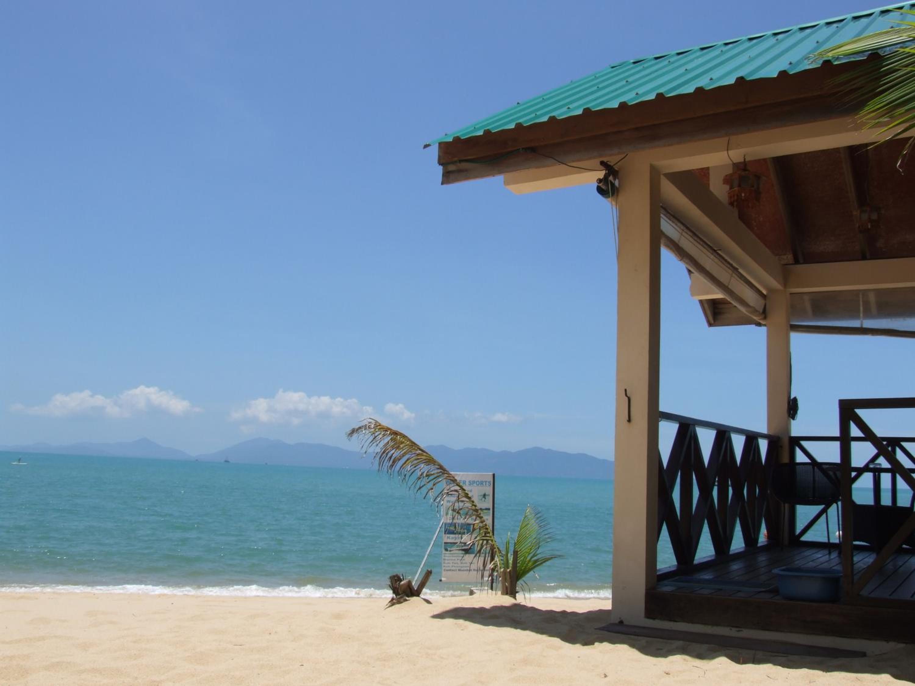 Bungalow - Beach Front 1 photo 3