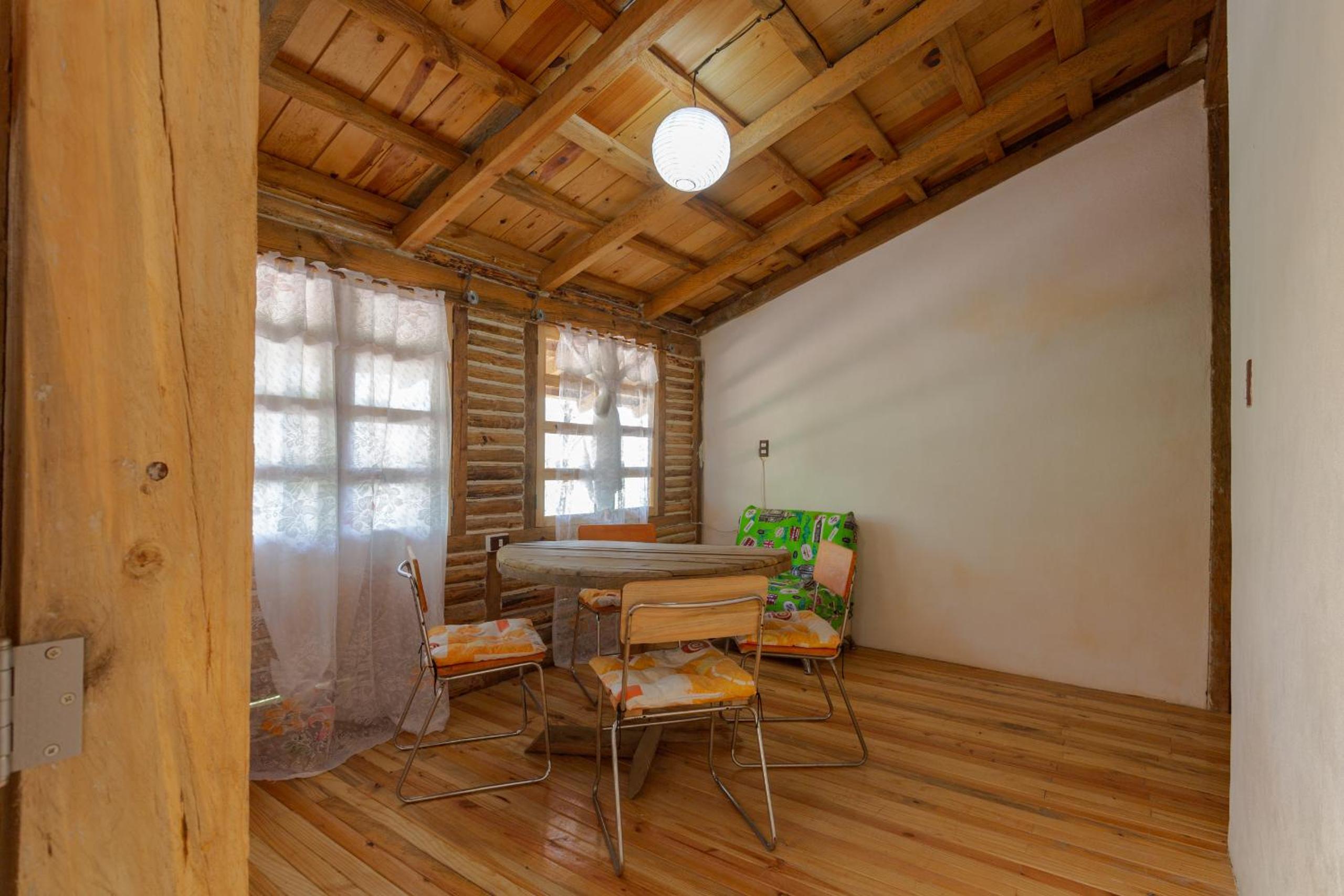 Deluxe Family Room - Photo 4