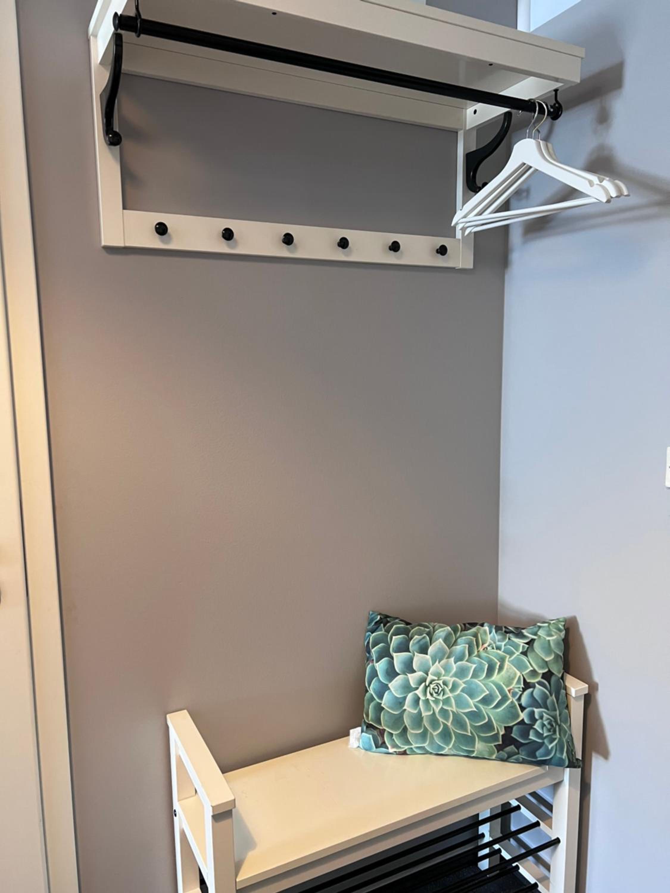 Apartment - Photo 17