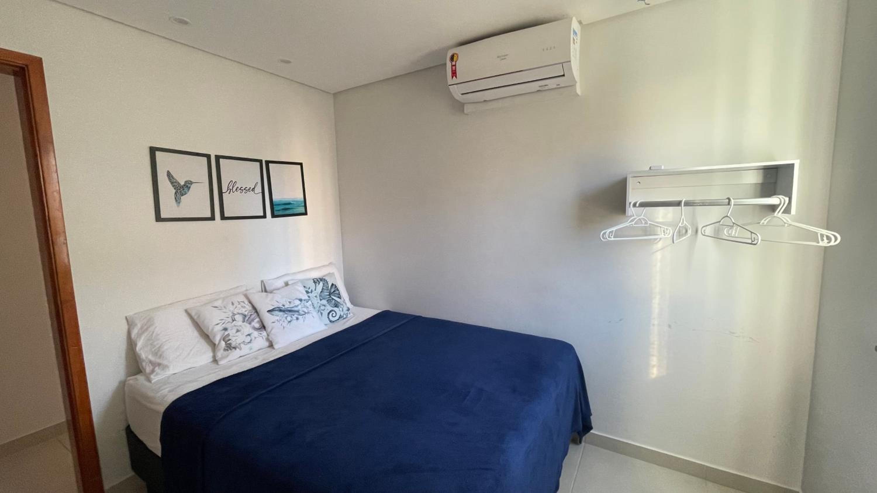 Apartment with Balcony photo 1
