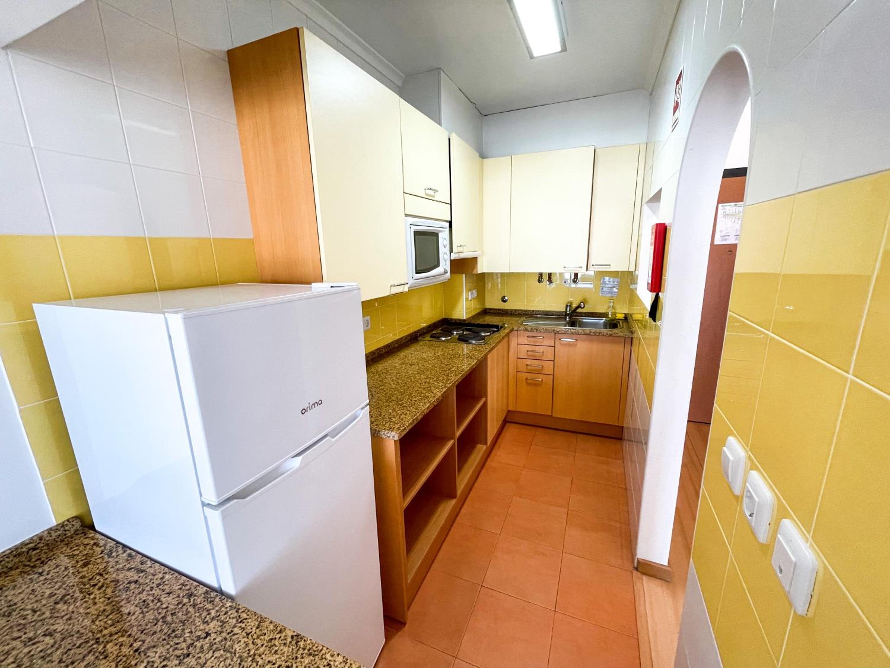 4-Bed Male Dormitory Room  photo 3