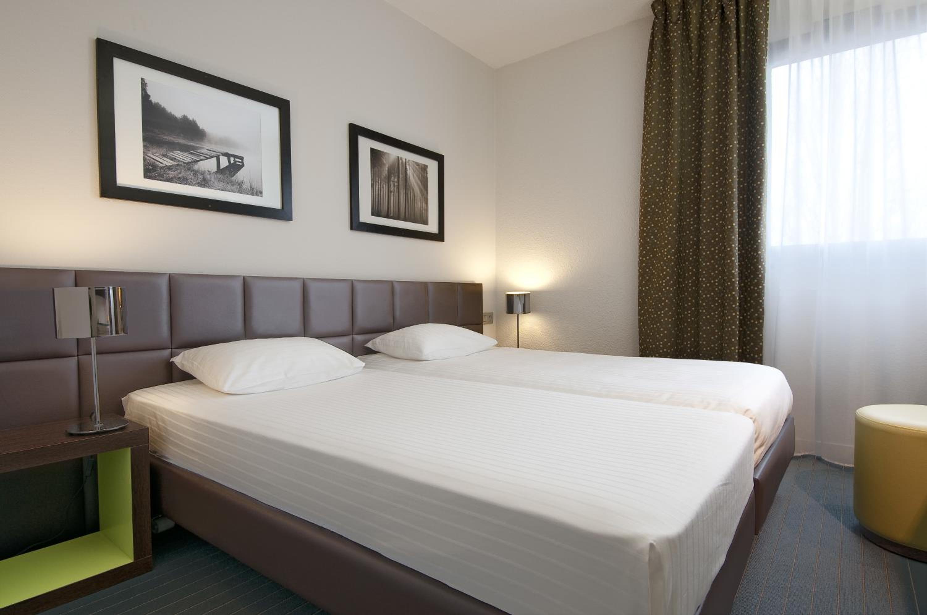 Twin Room - Photo 1