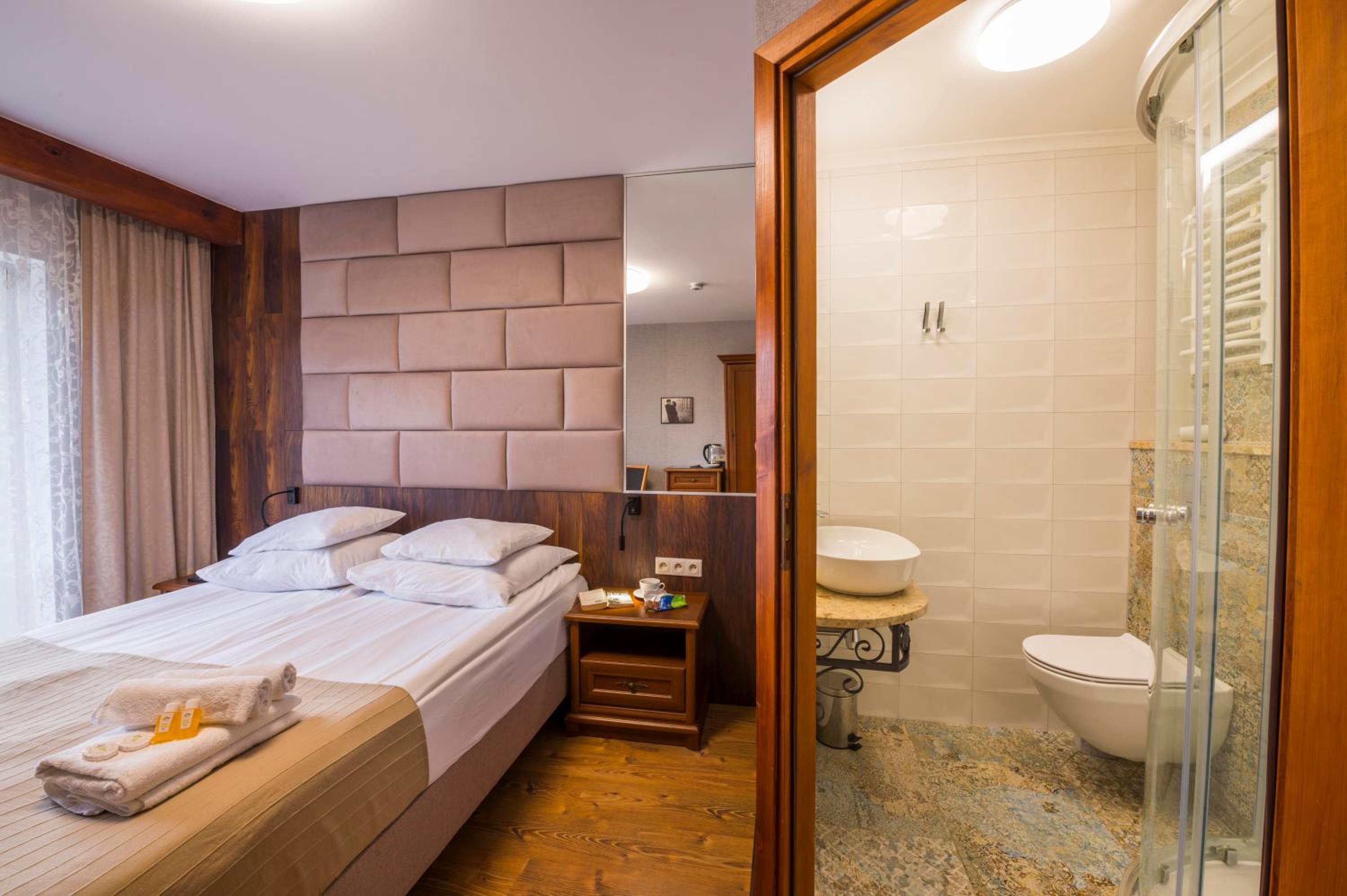 Double Room with Balcony photo 2