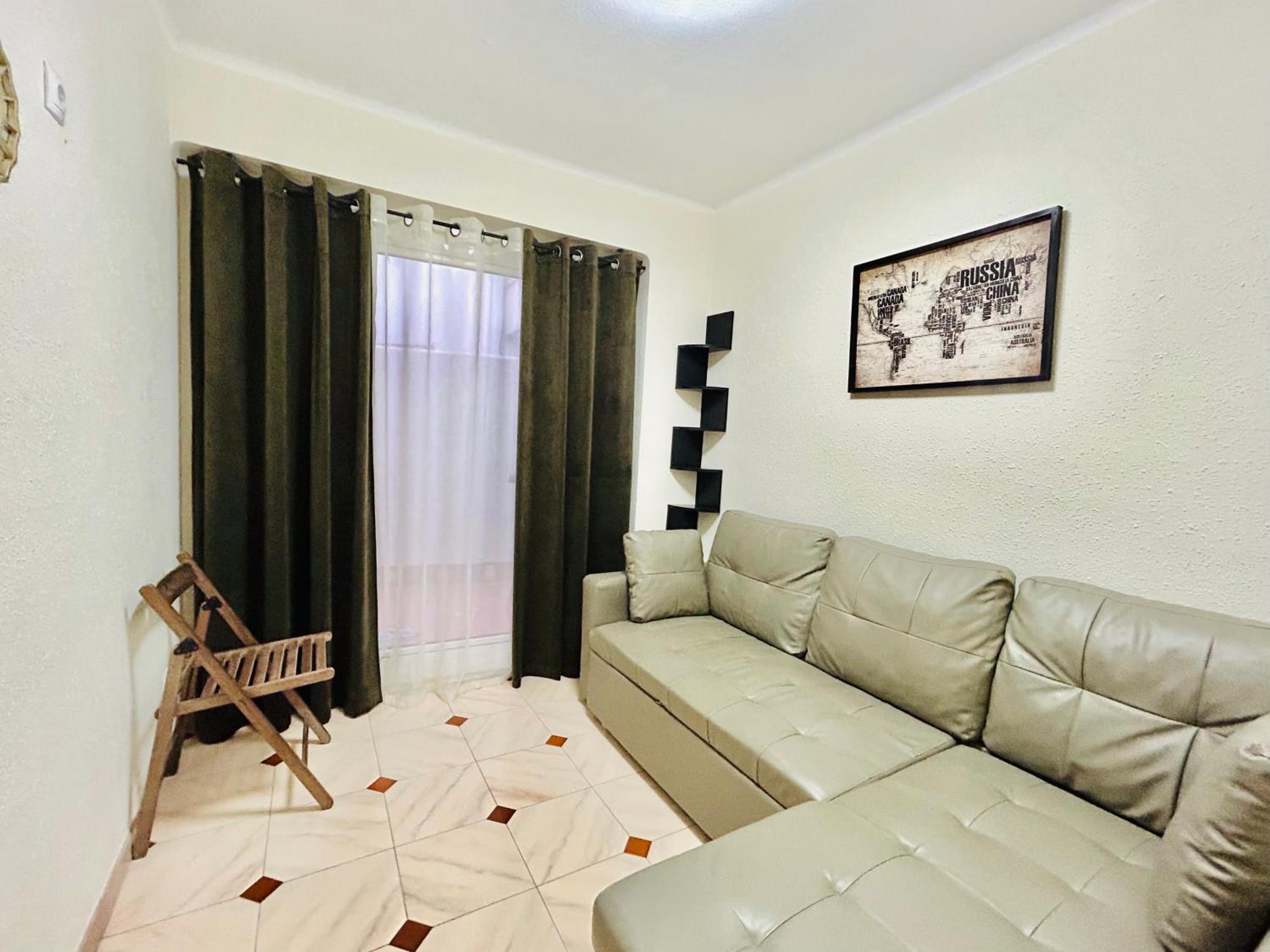 Apartamento con Balcón