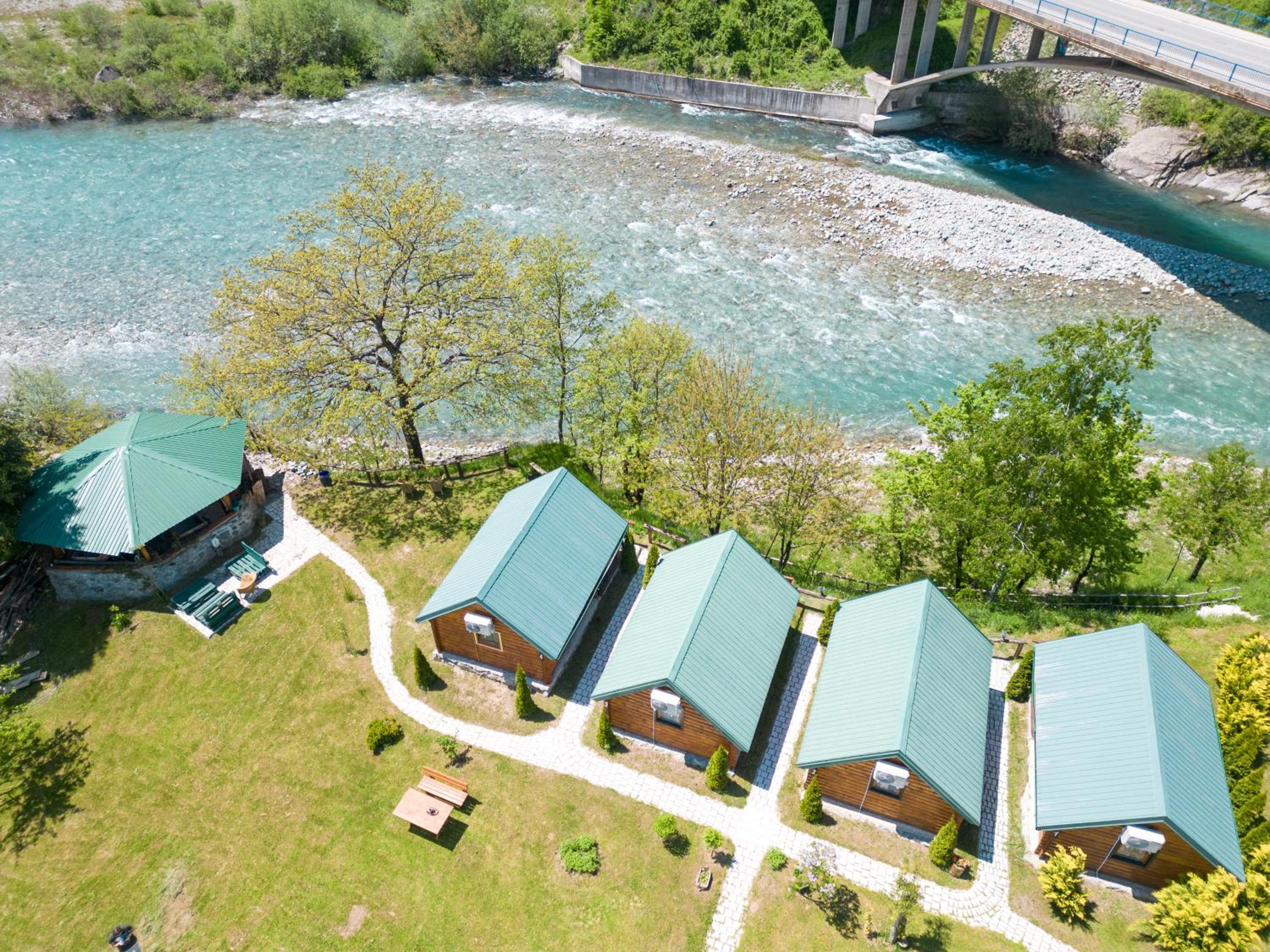 Cotage with River View photo 2