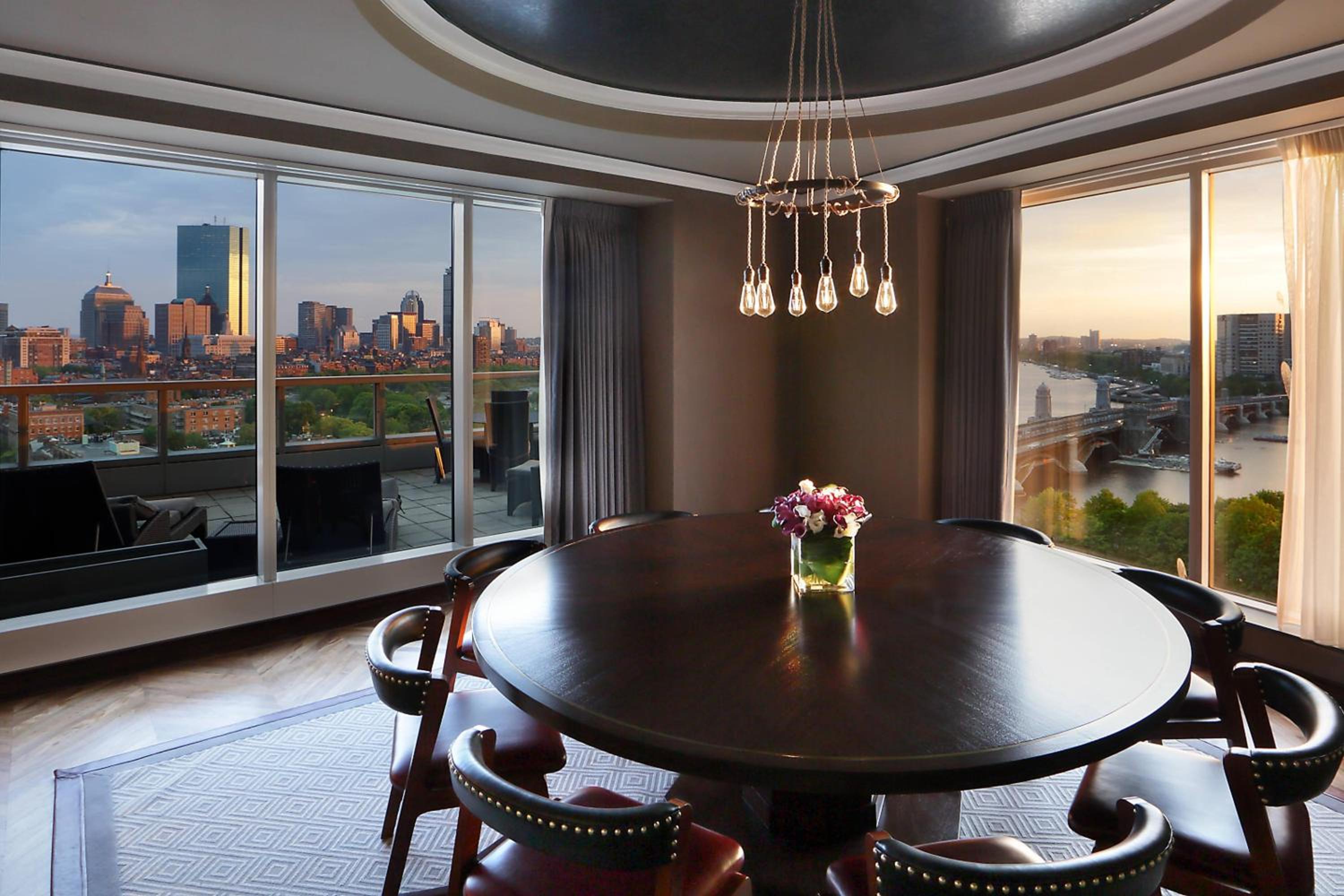Ebersol, 1 Bedroom Presidential Suite, 1 King, City view