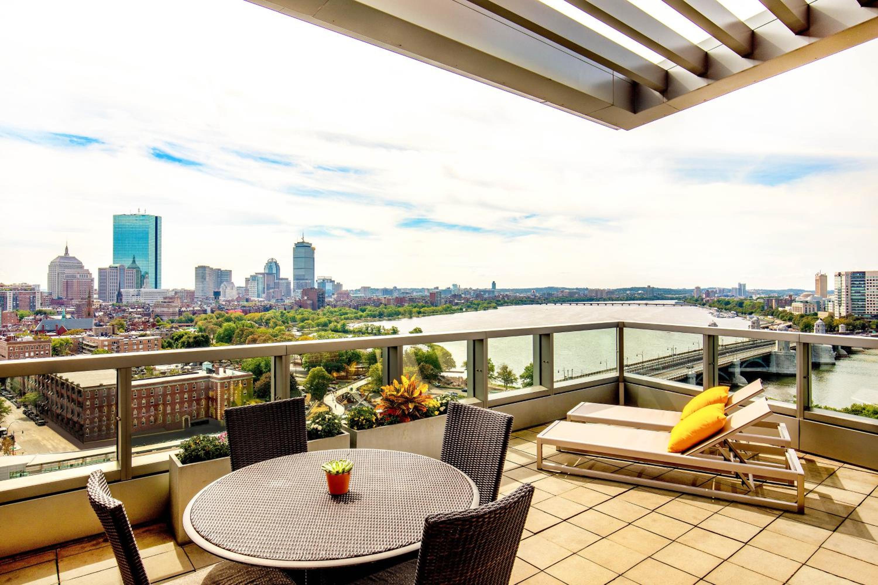 Ebersol, 1 Bedroom Presidential Suite, 1 King, City view