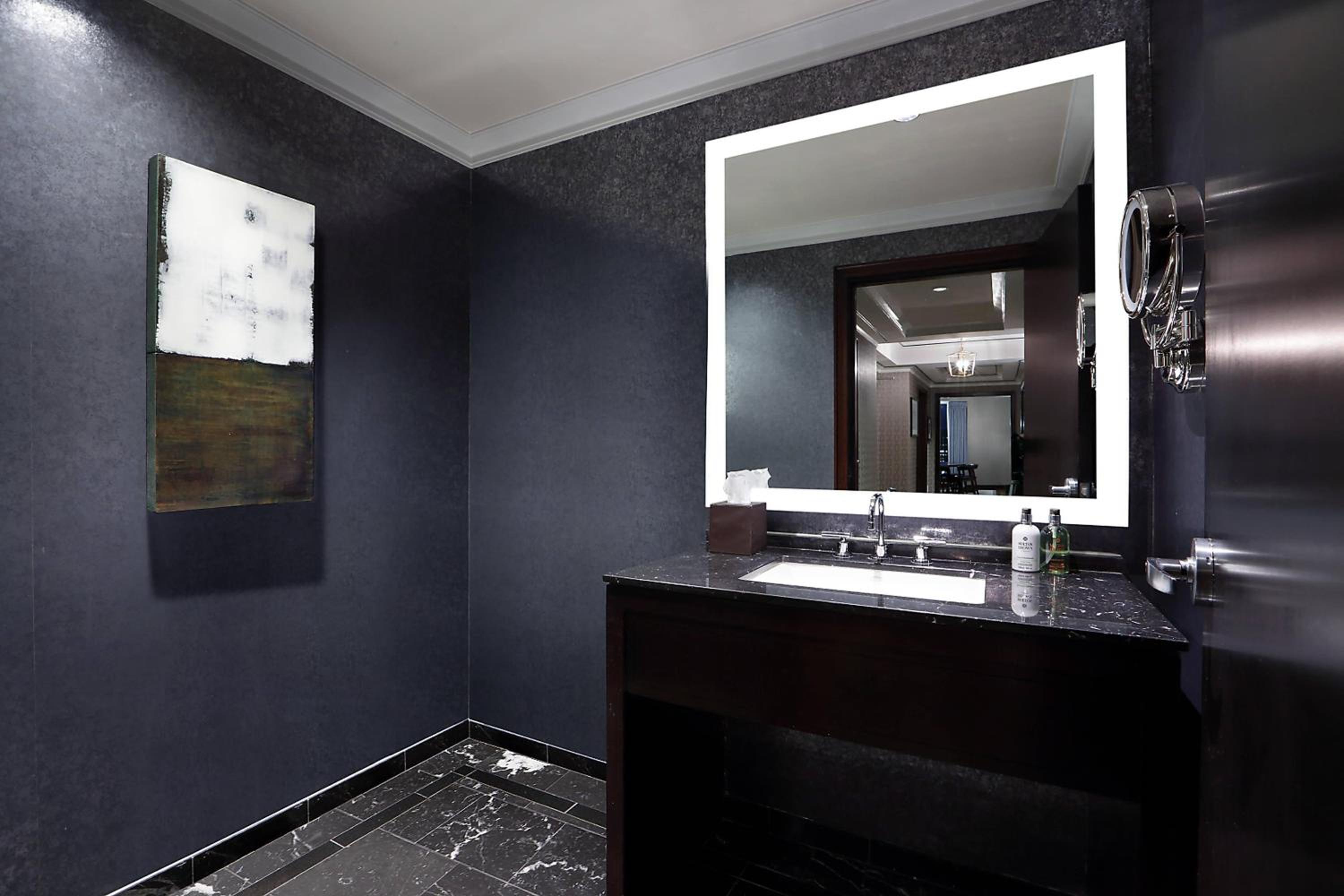 Ebersol, 1 Bedroom Presidential Suite, 1 King, City view