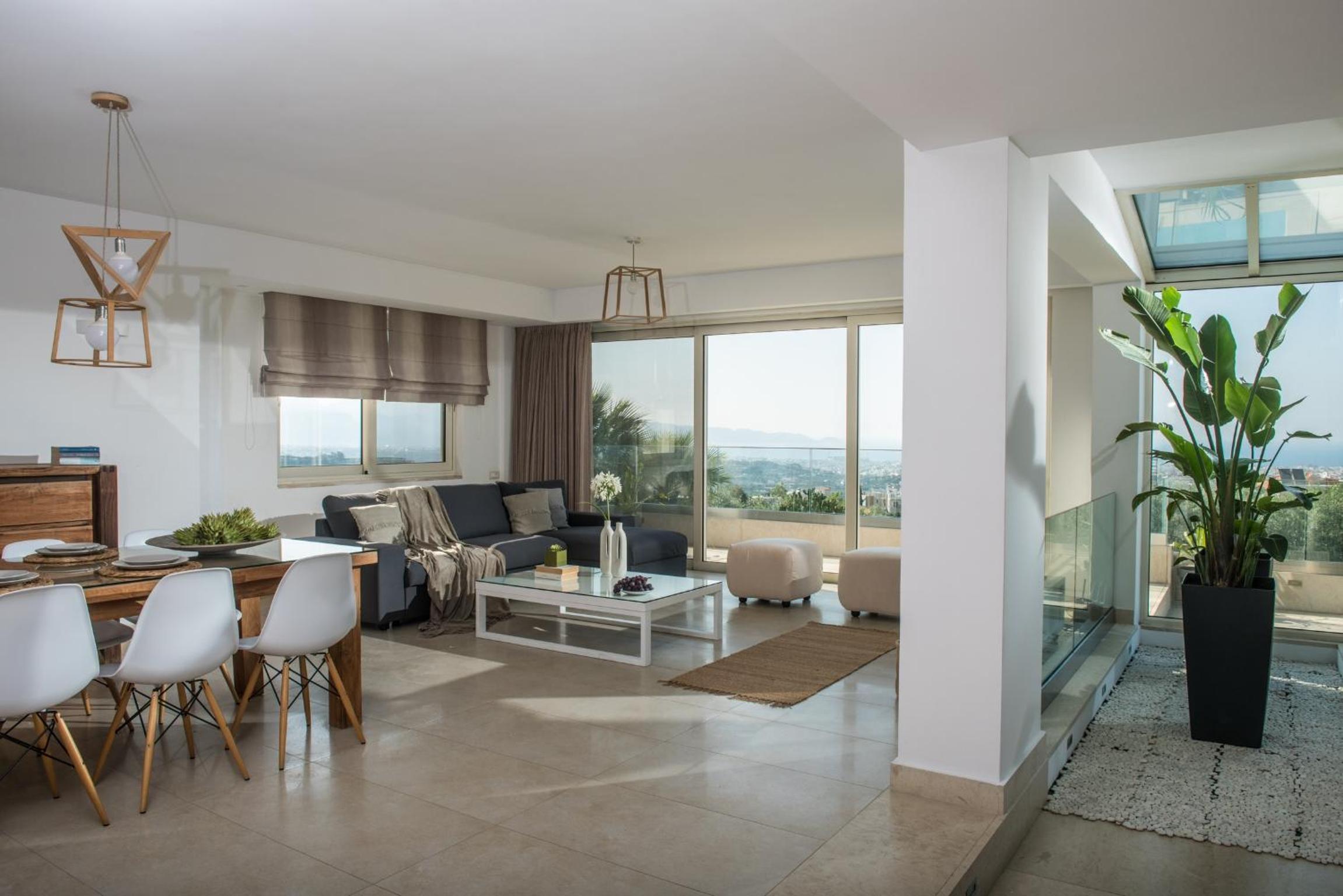 Deluxe Suite photo 1