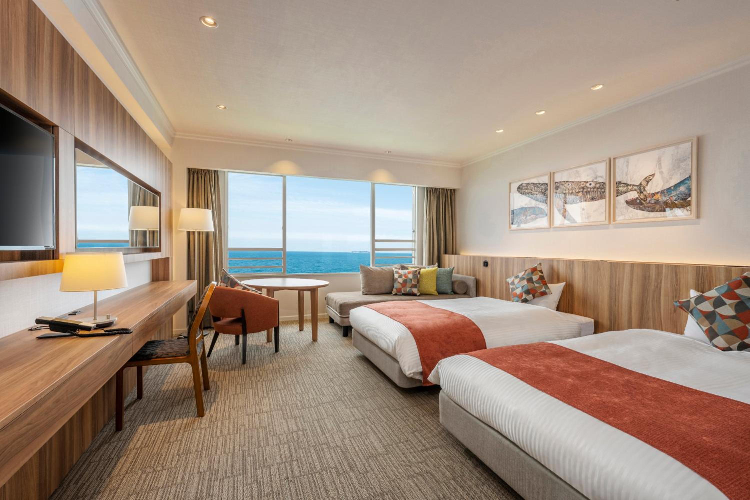 HORIZON Deluxe with Twin Separate Bathroom and Toilet - Non-Smoking