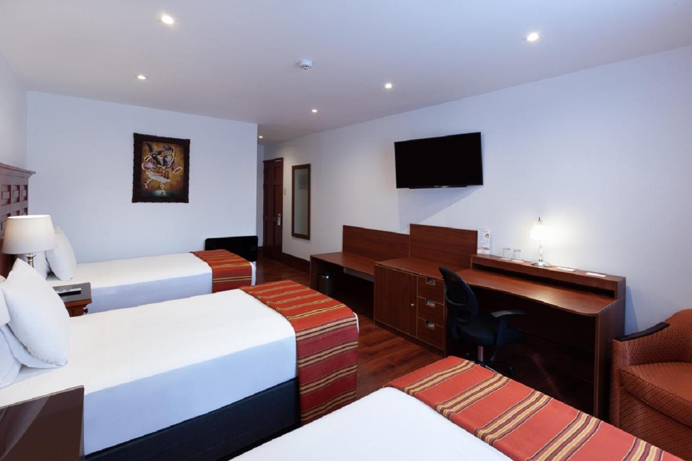 Premium Triple Room - Photo 2