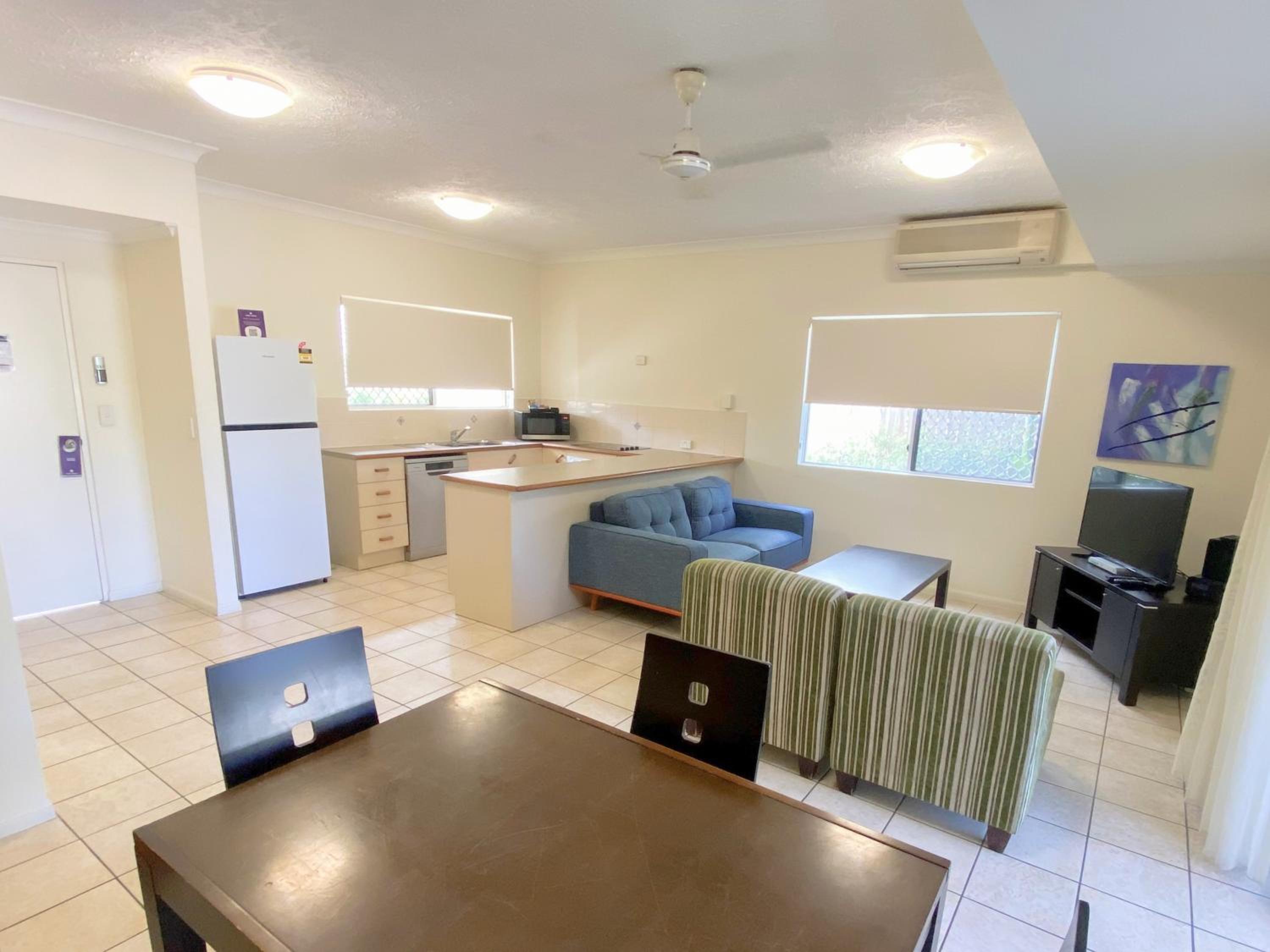 Two Bedroom Townhouse photo 2