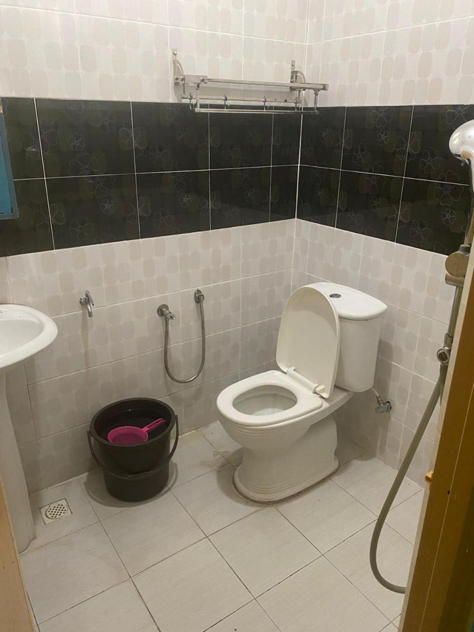 Standard Twin Room photo 1