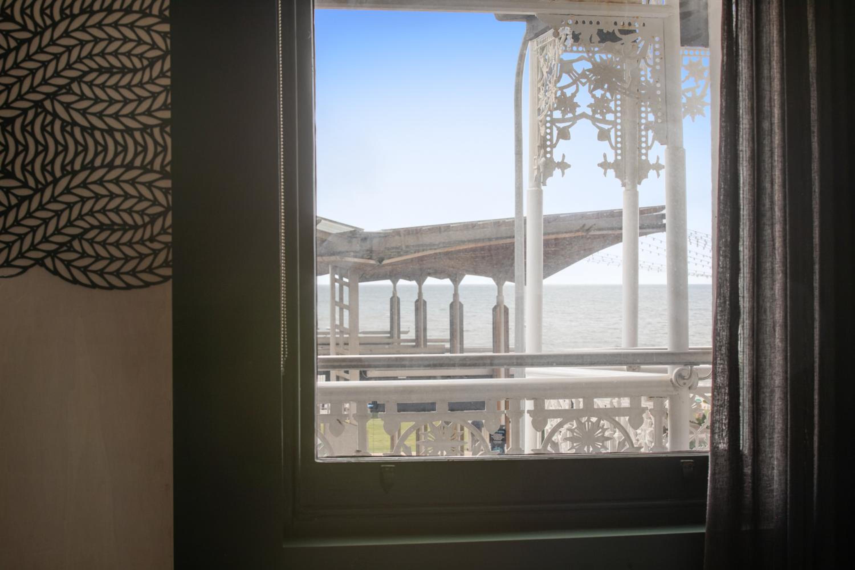 Studio with Ocean View - Photo 2