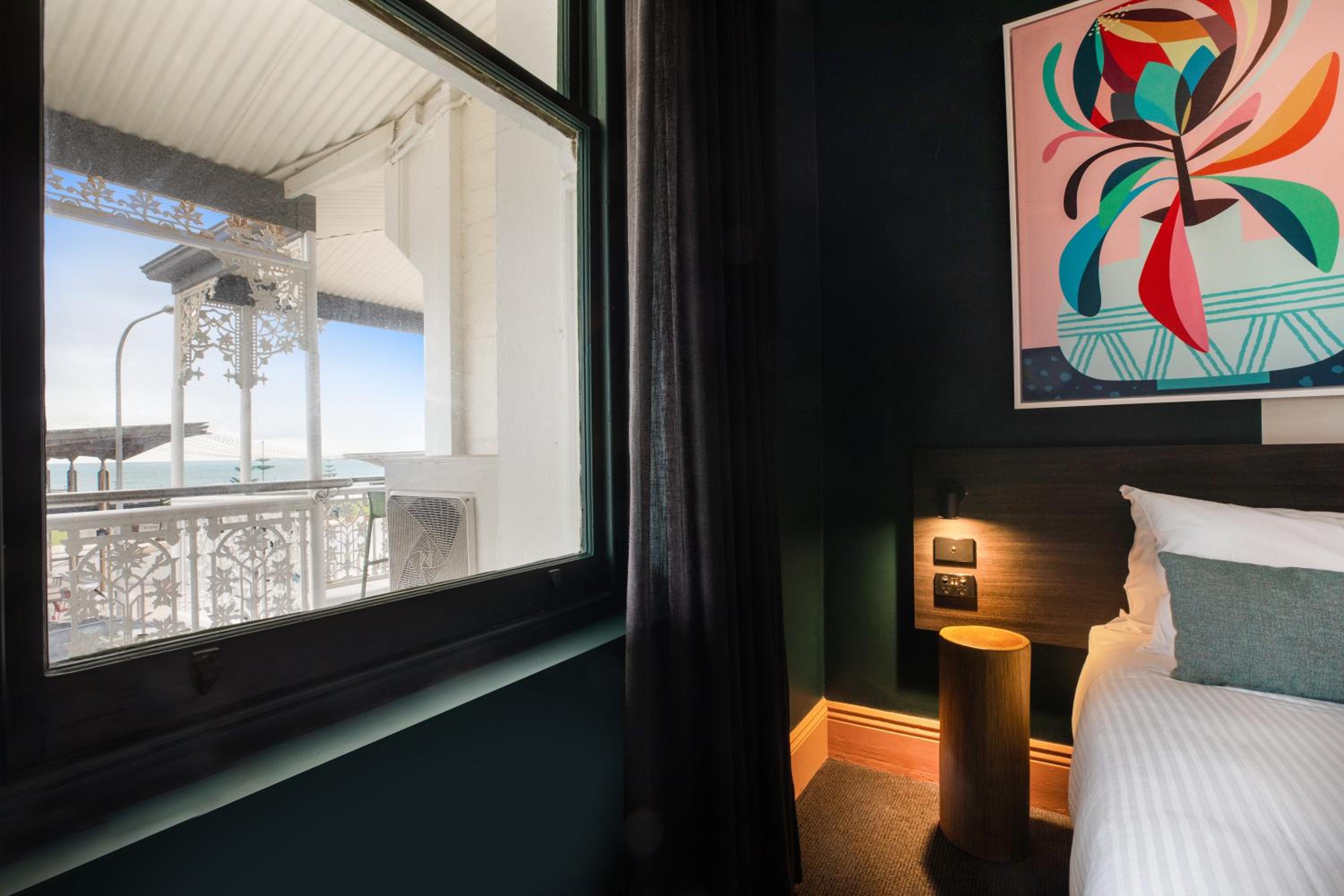 Studio with Ocean View - Photo 4