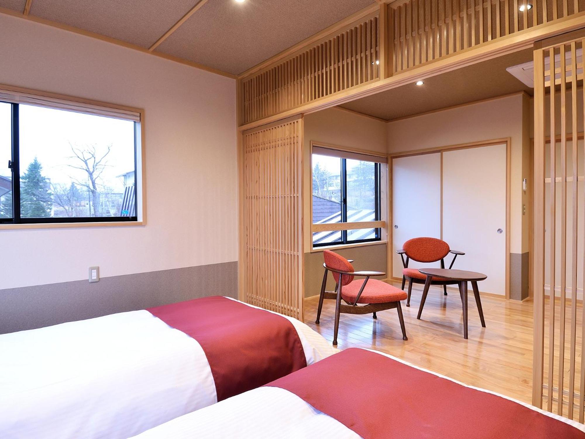 Standard Twin Room with Shared Bathroom photo 3