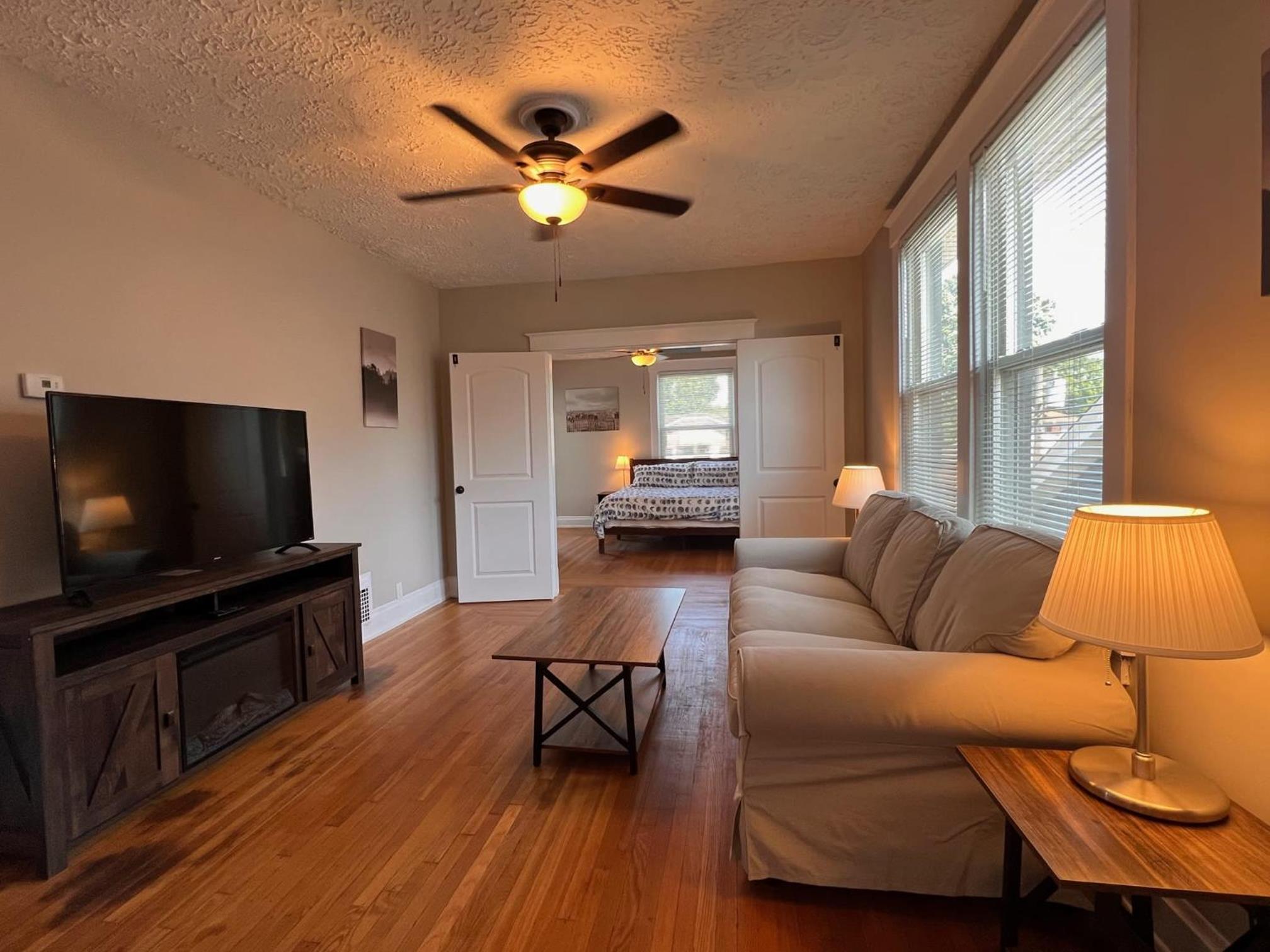 Apartment photo 1
