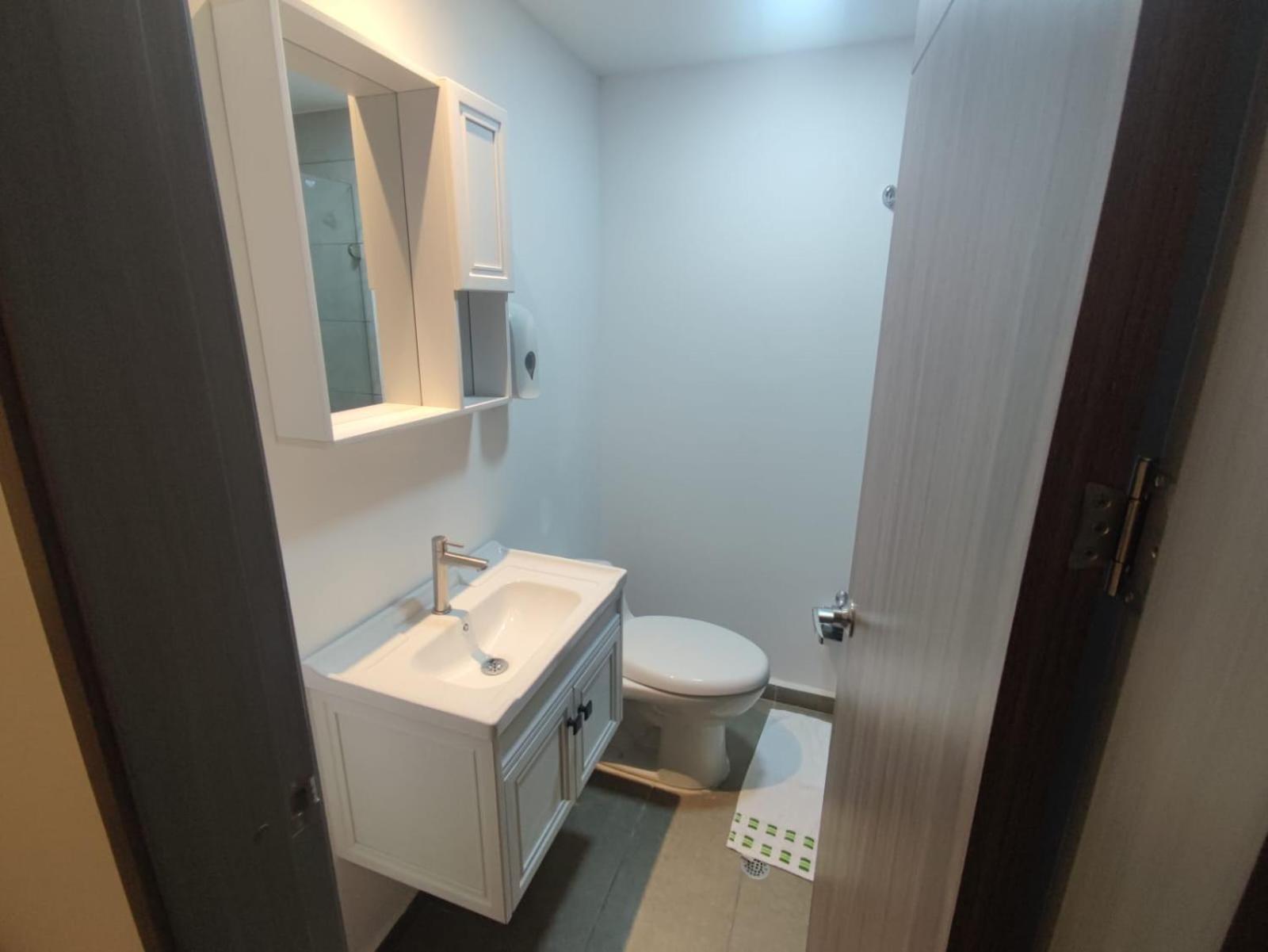 Large Double Room photo 2