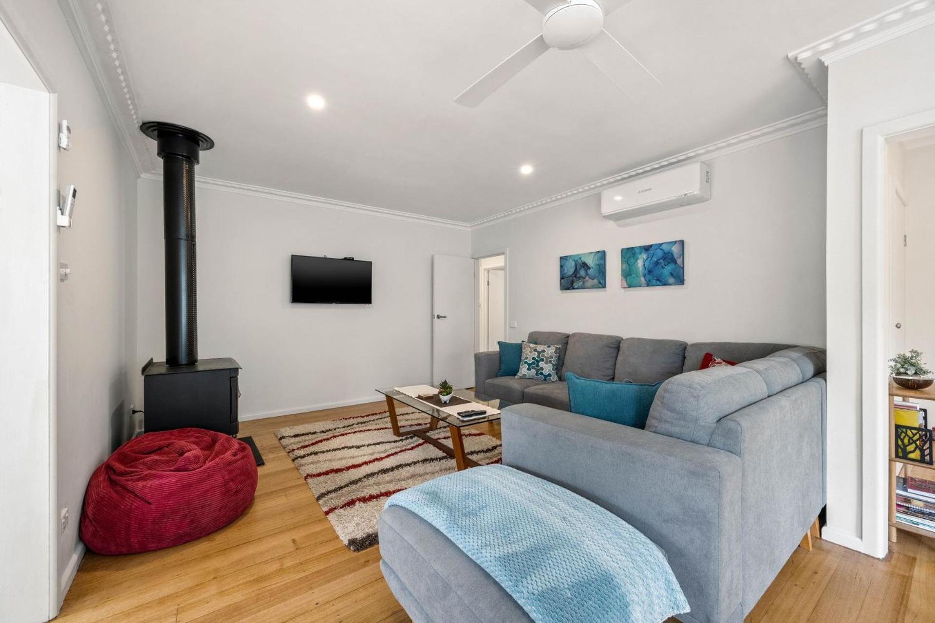 Three-Bedroom House photo 1
