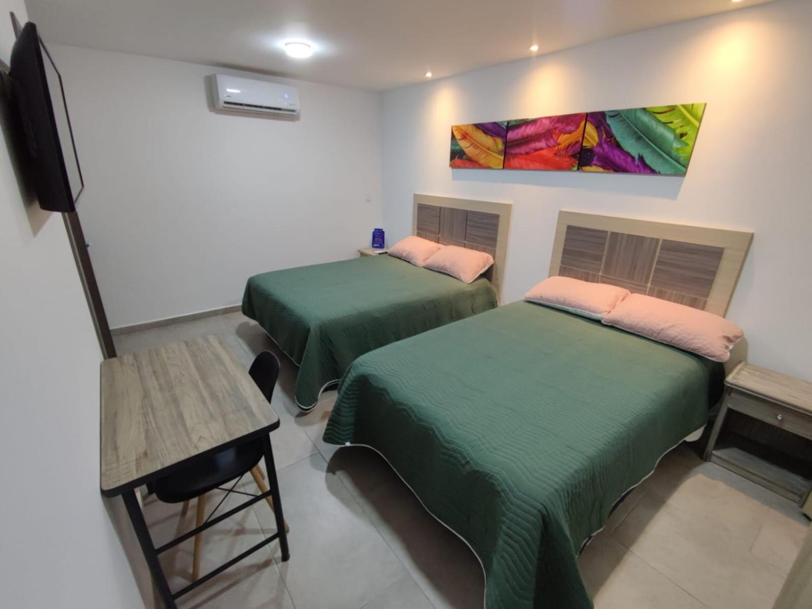Standard Double or Twin Room photo 2