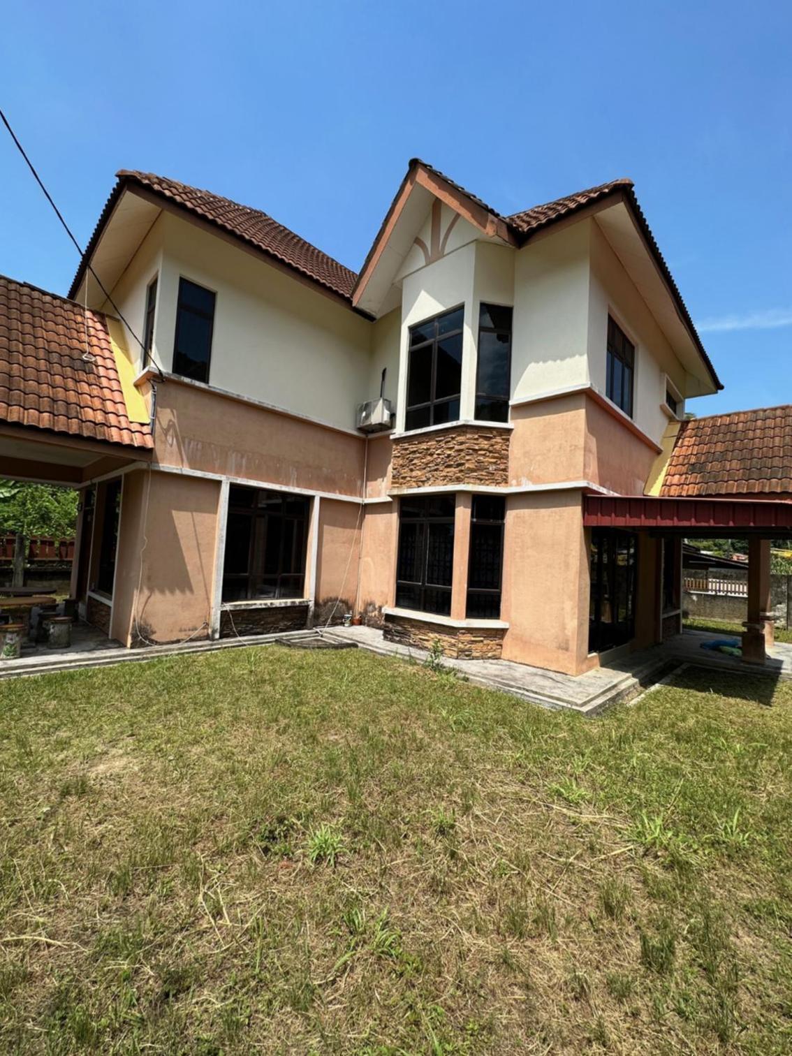 Villa photo 1