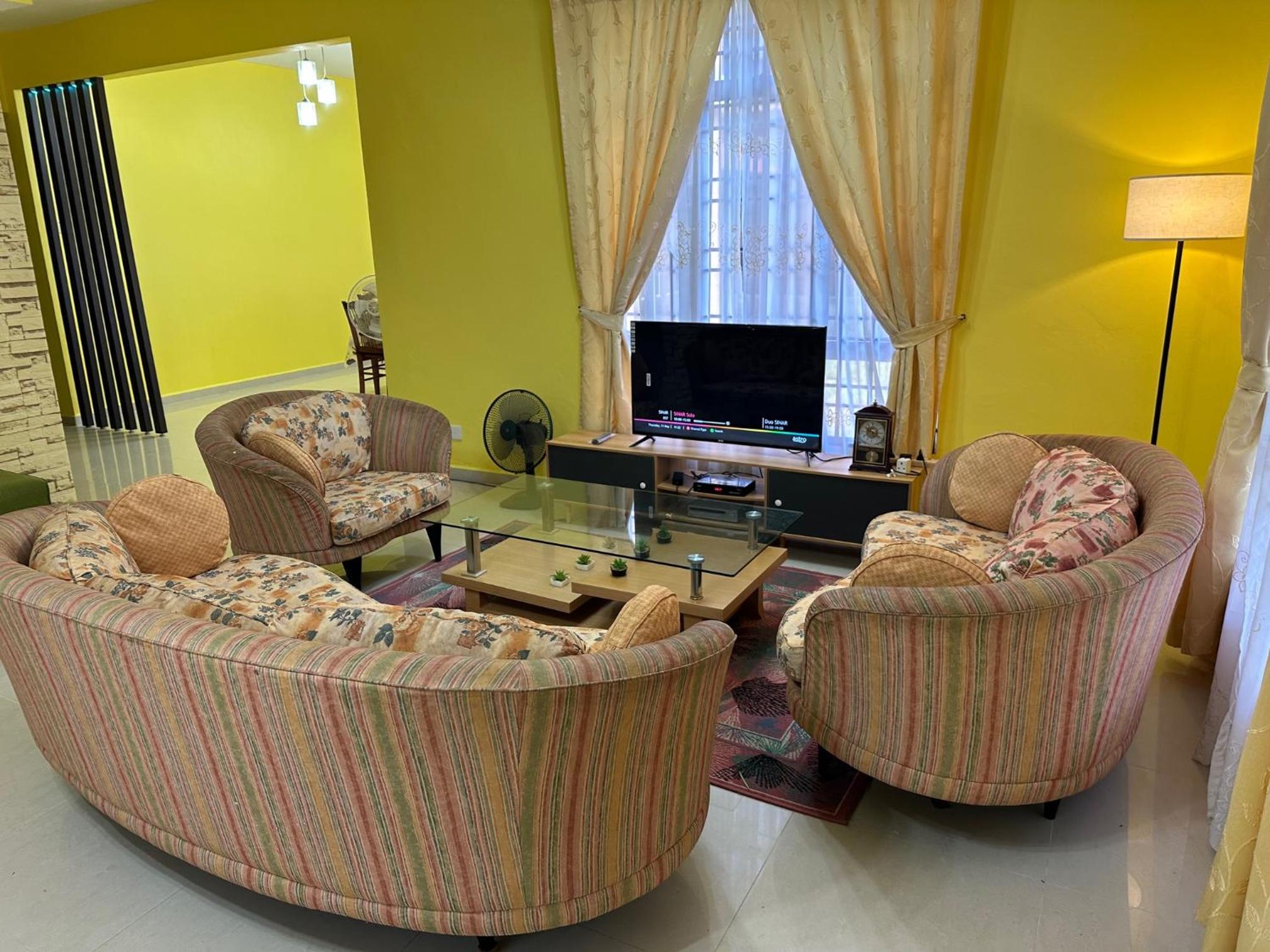 Villa photo 3