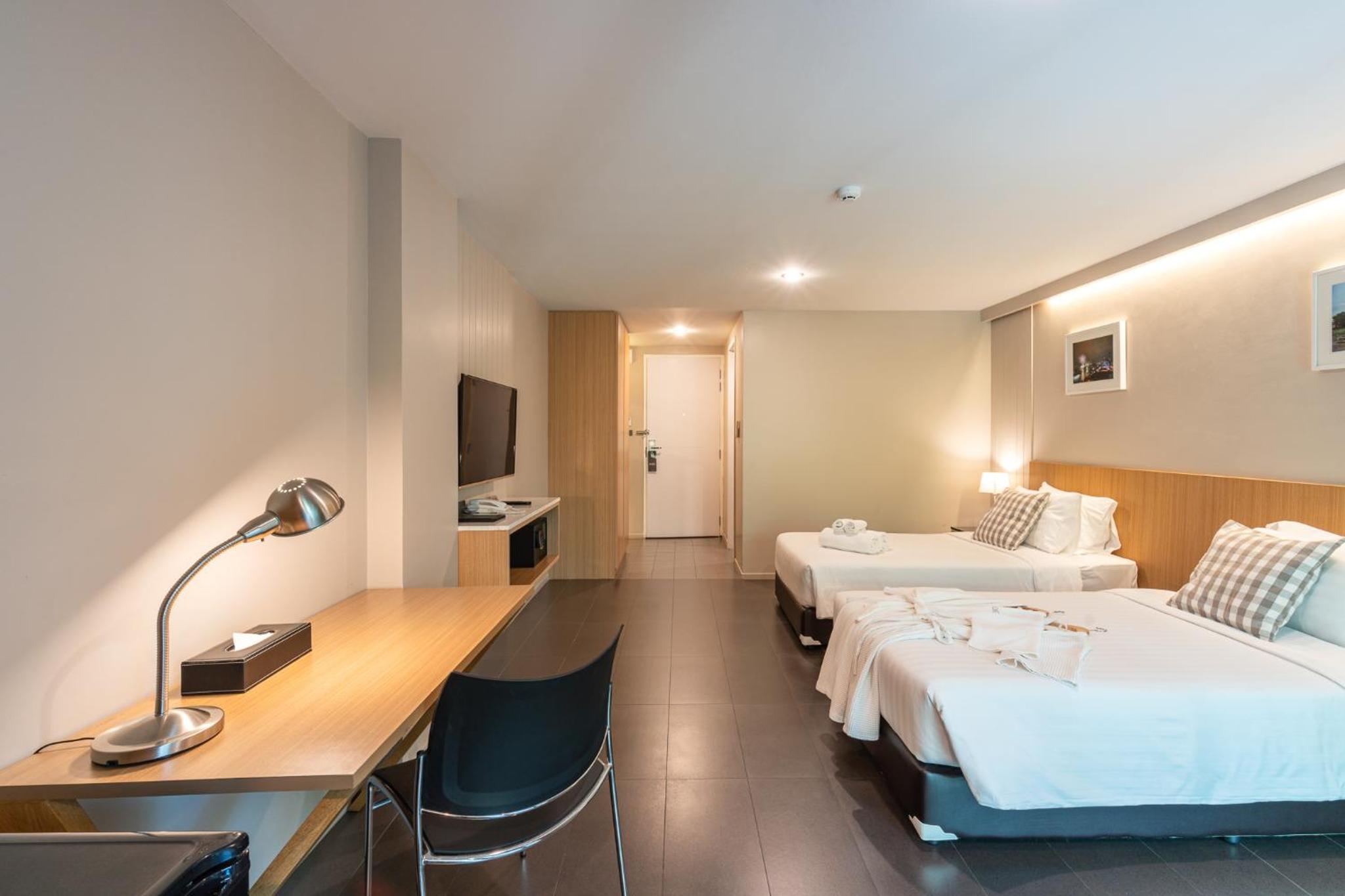 Deluxe Twin room with Balcony photo 3