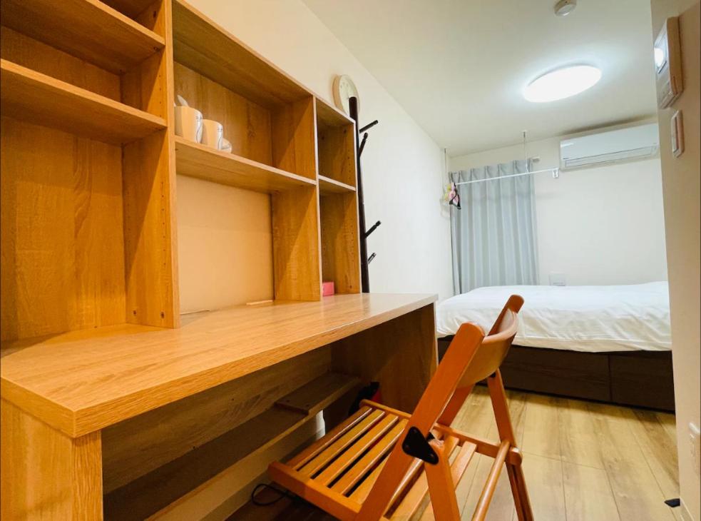 One-Bedroom Apartment photo 2