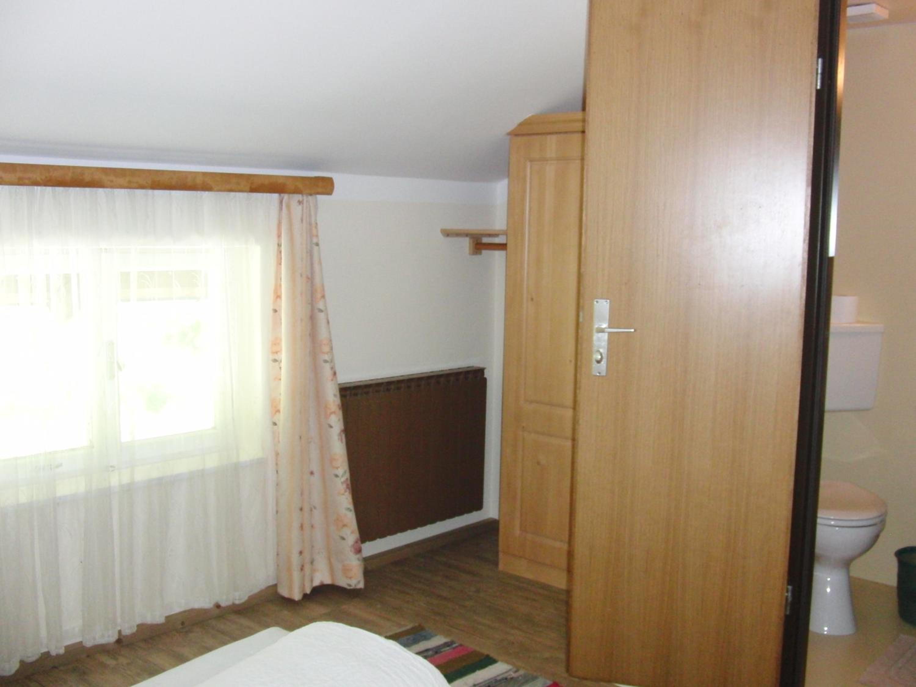 Double Room with Private Bathroom - Annex - Photo 2