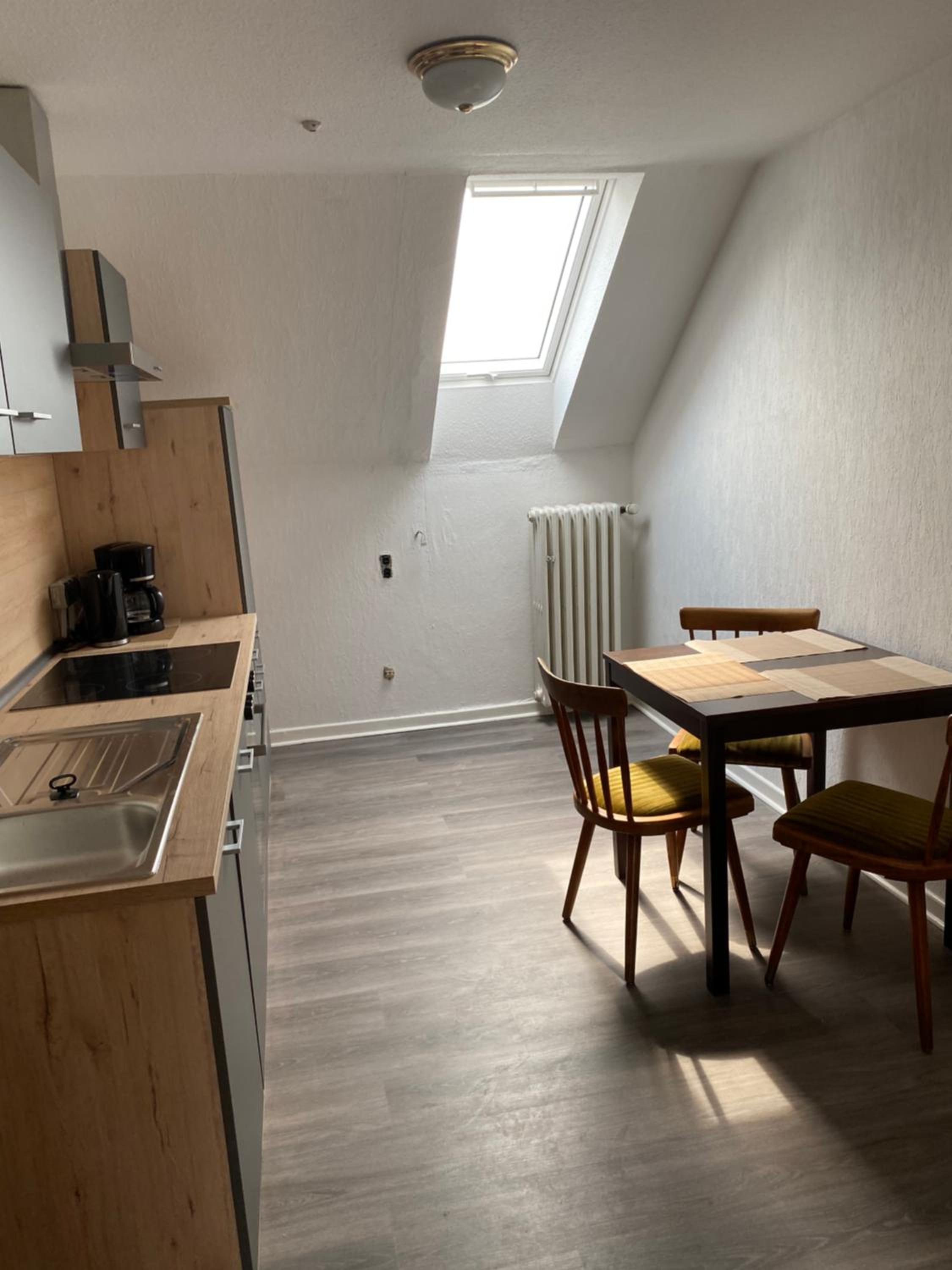 Single Room with Bathroom photo 1
