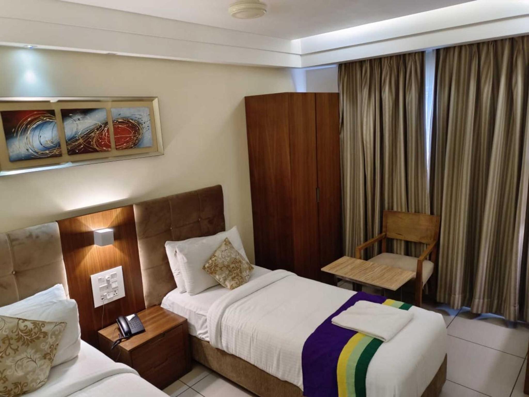 Deluxe Double or Twin Room photo 2