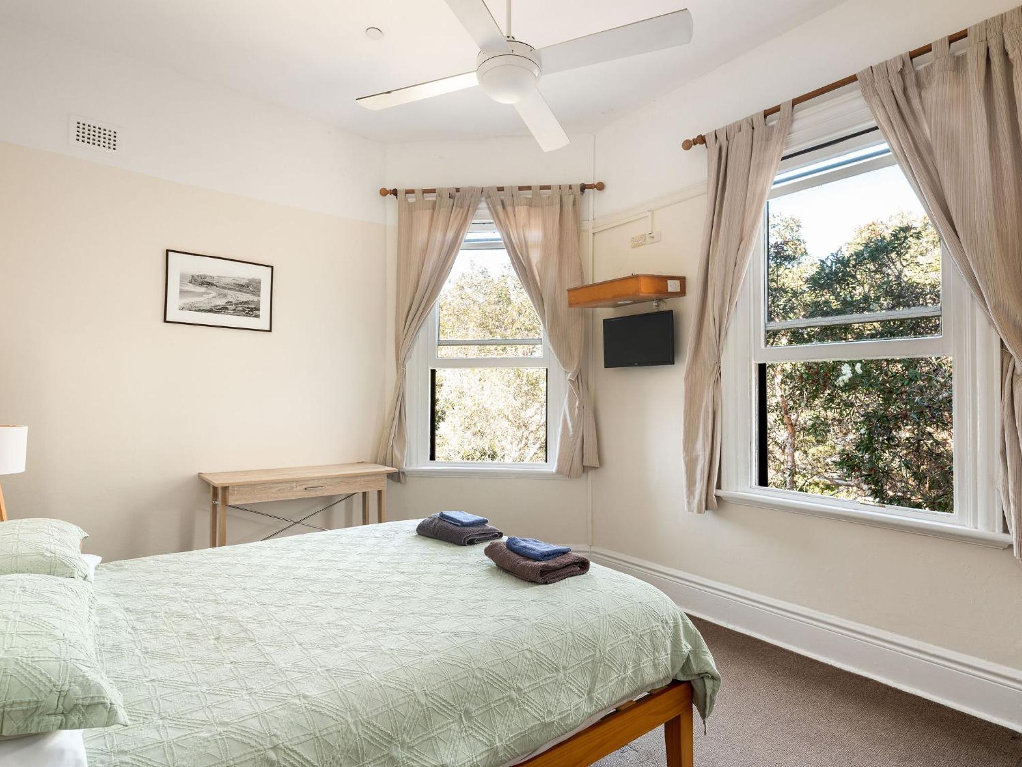 Deluxe Queen Room photo 3