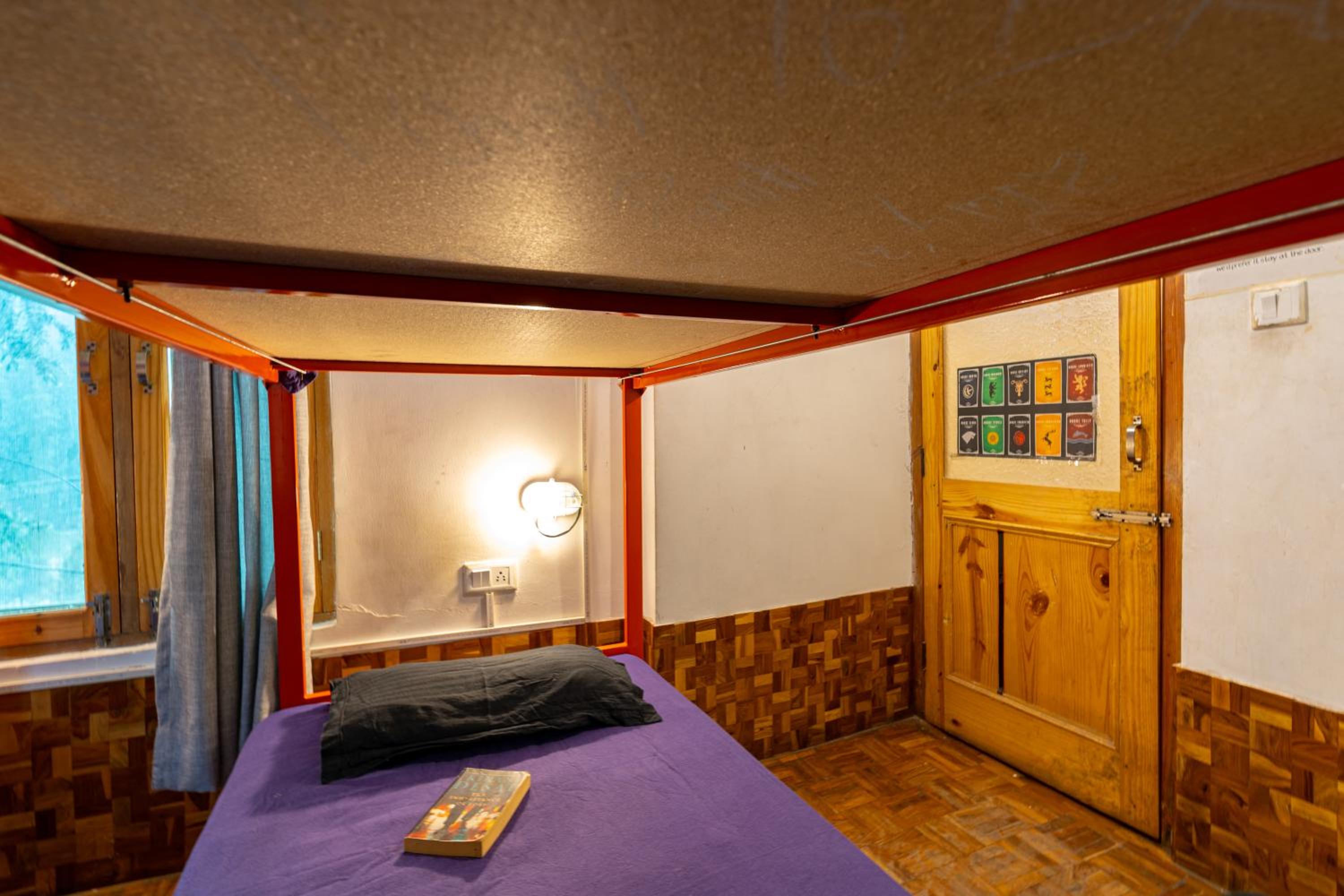 Bed in 4-Bed Dormitory Room photo 2