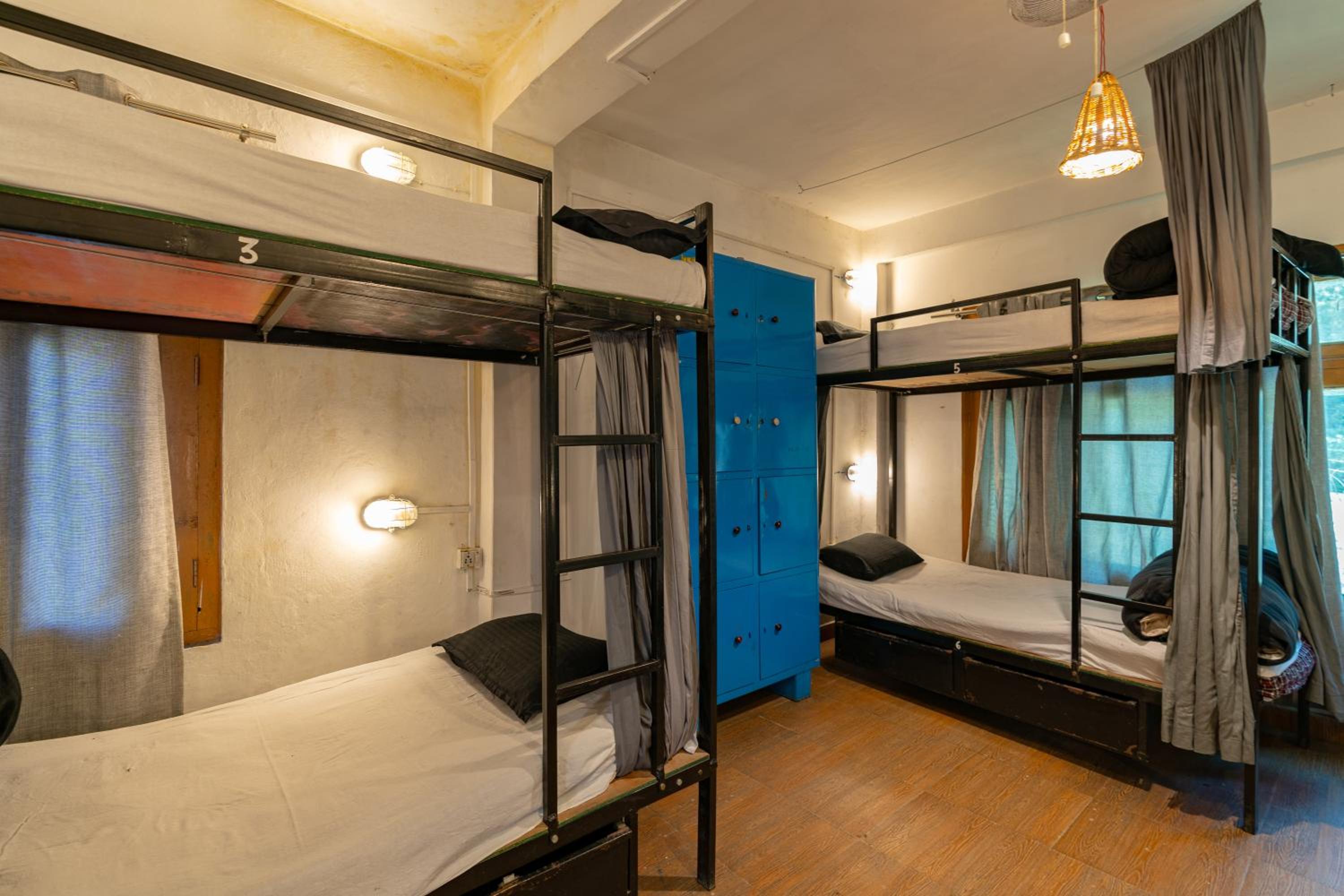 Bed in 8-Bed Dormitory Room photo 3