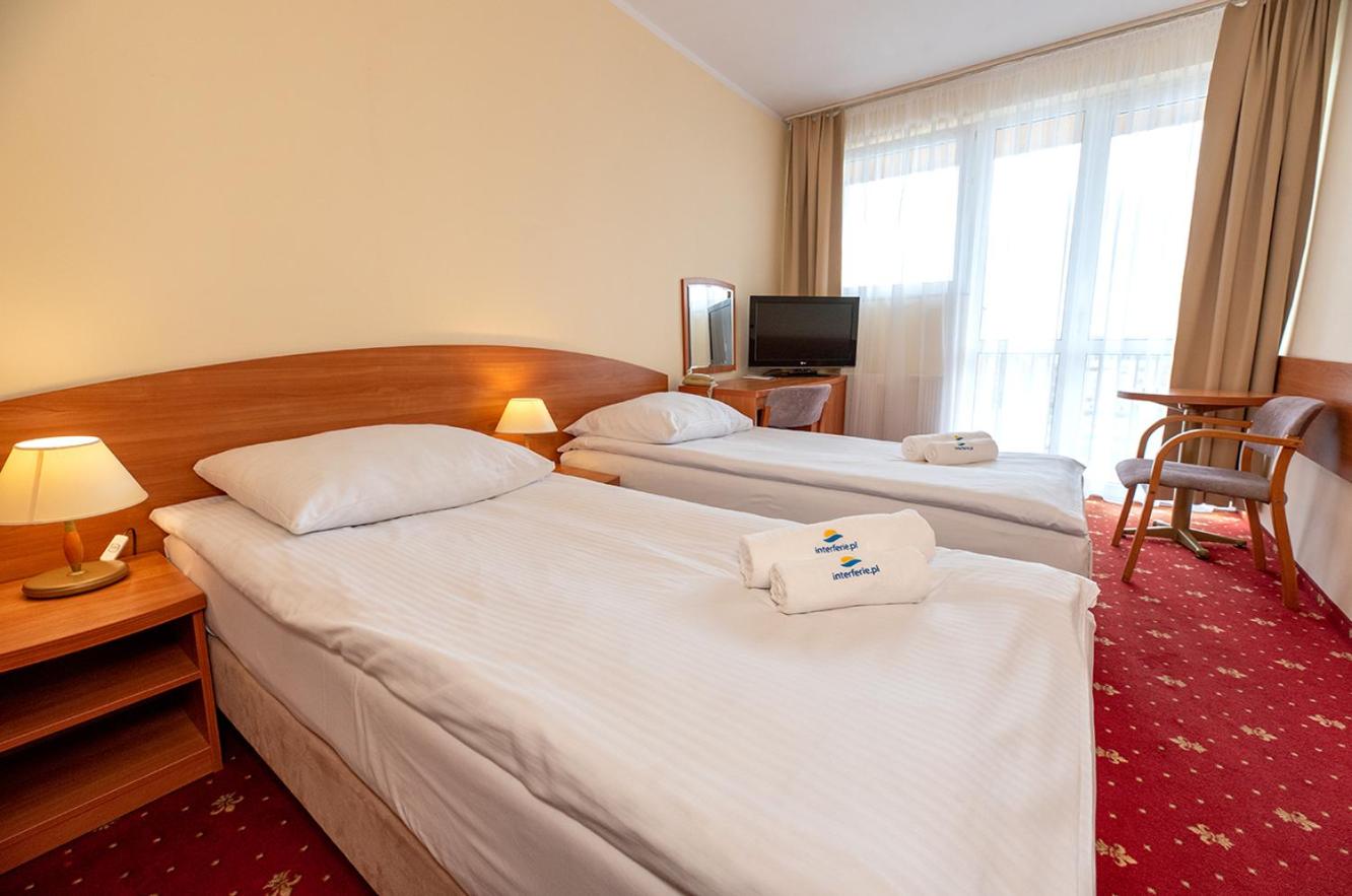 Twin Room - Photo 1