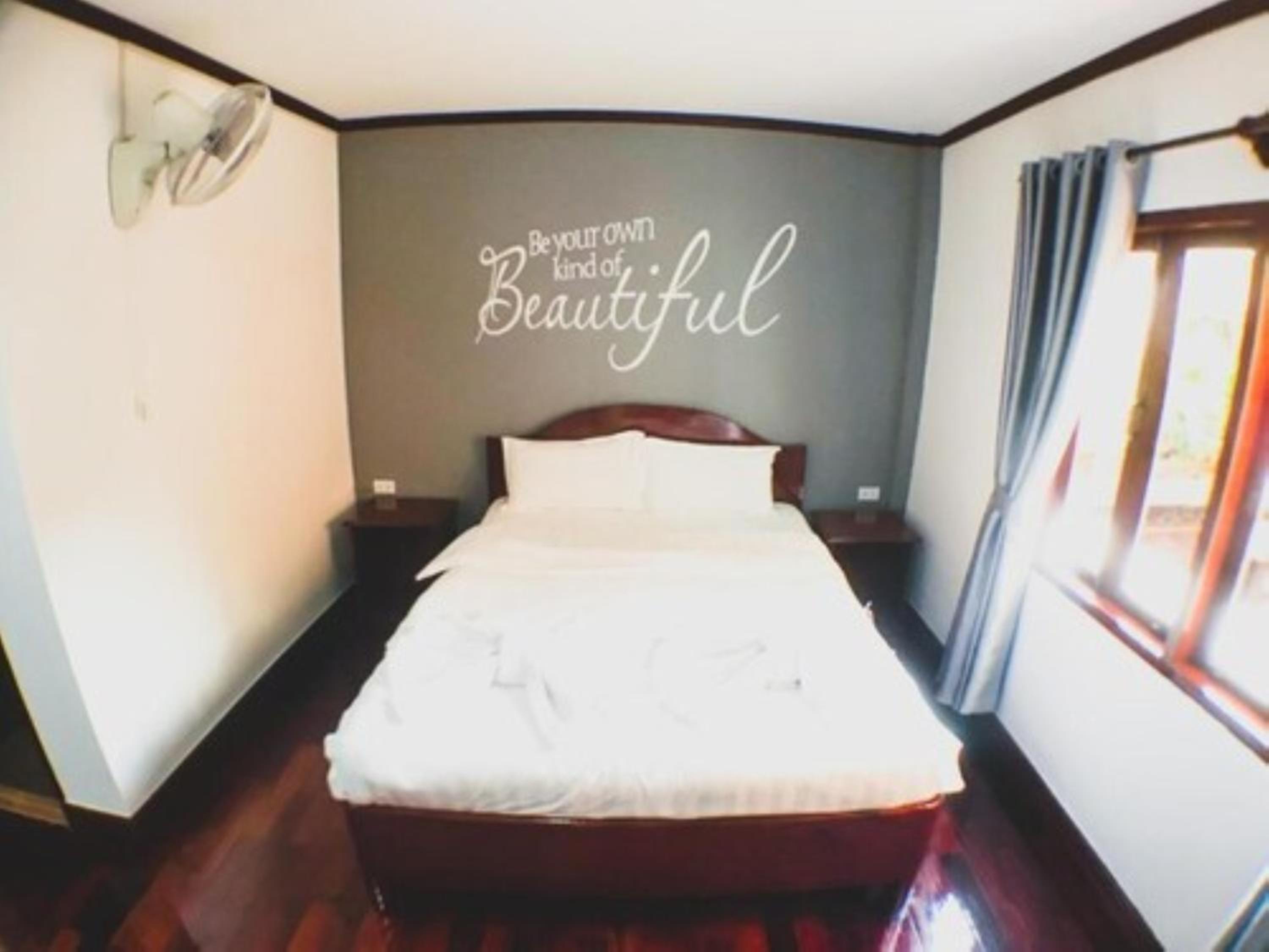 Double or Twin Room with Window - Photo 1