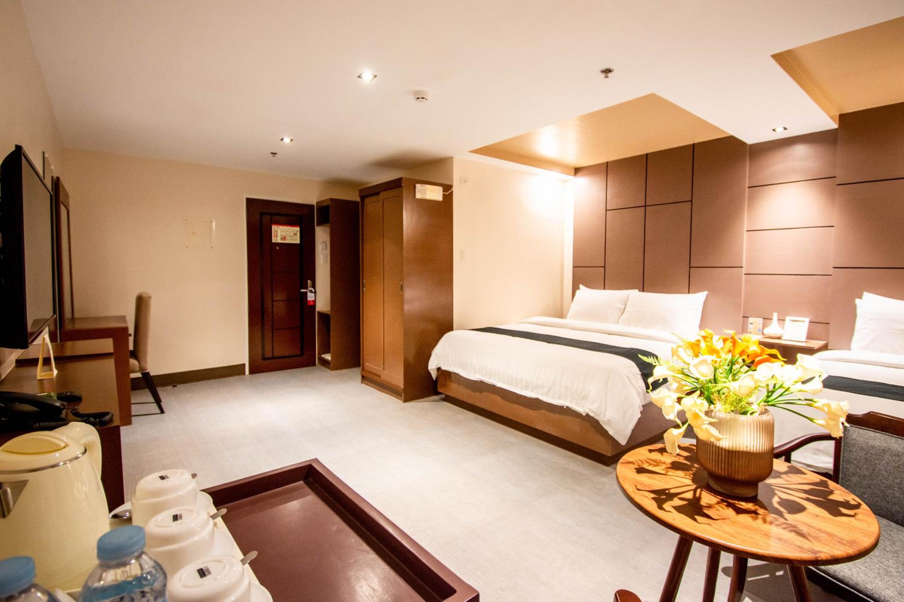 Deluxe Triple Room - Photo 5
