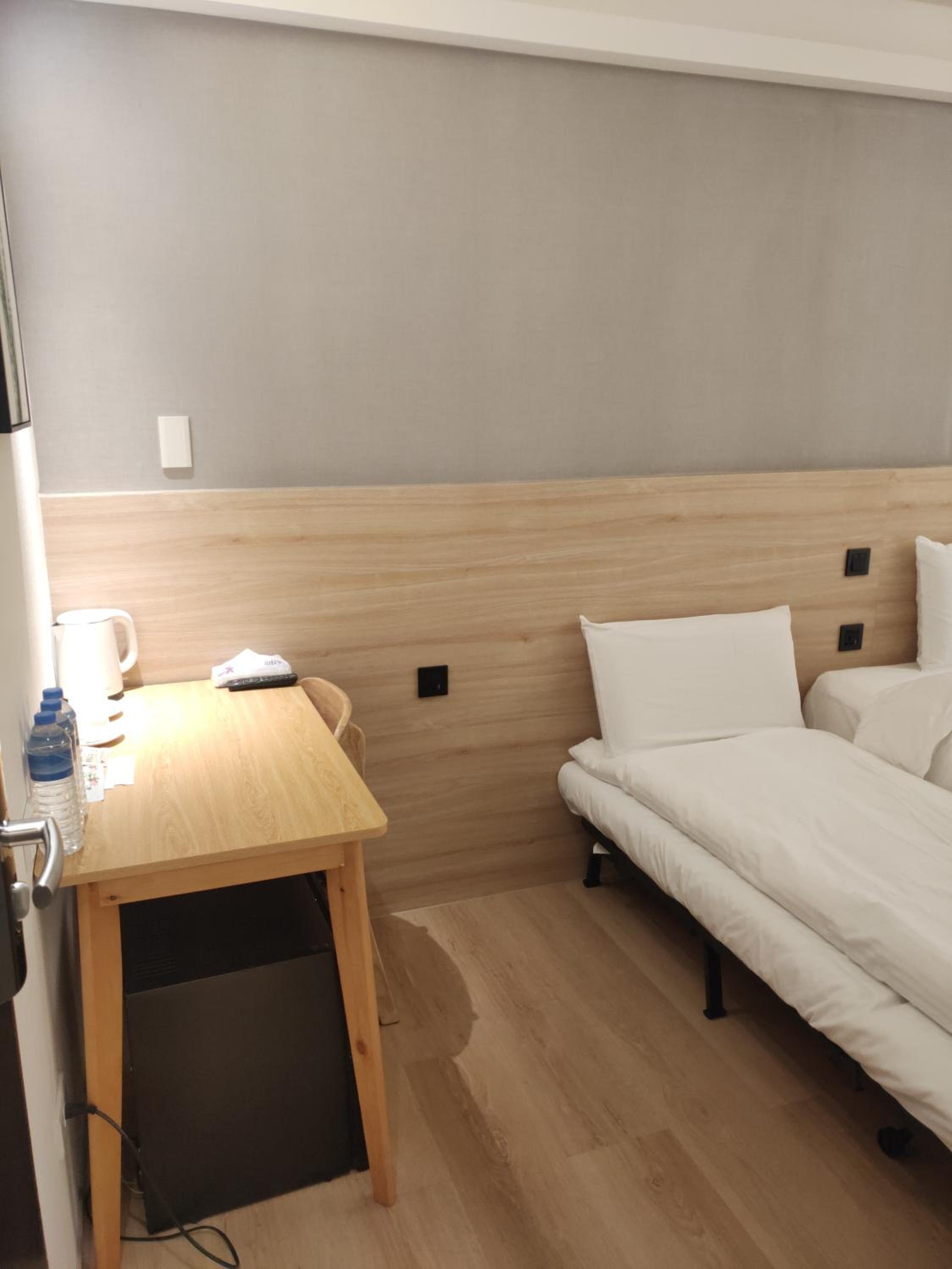 Triple Room with Shower photo 3